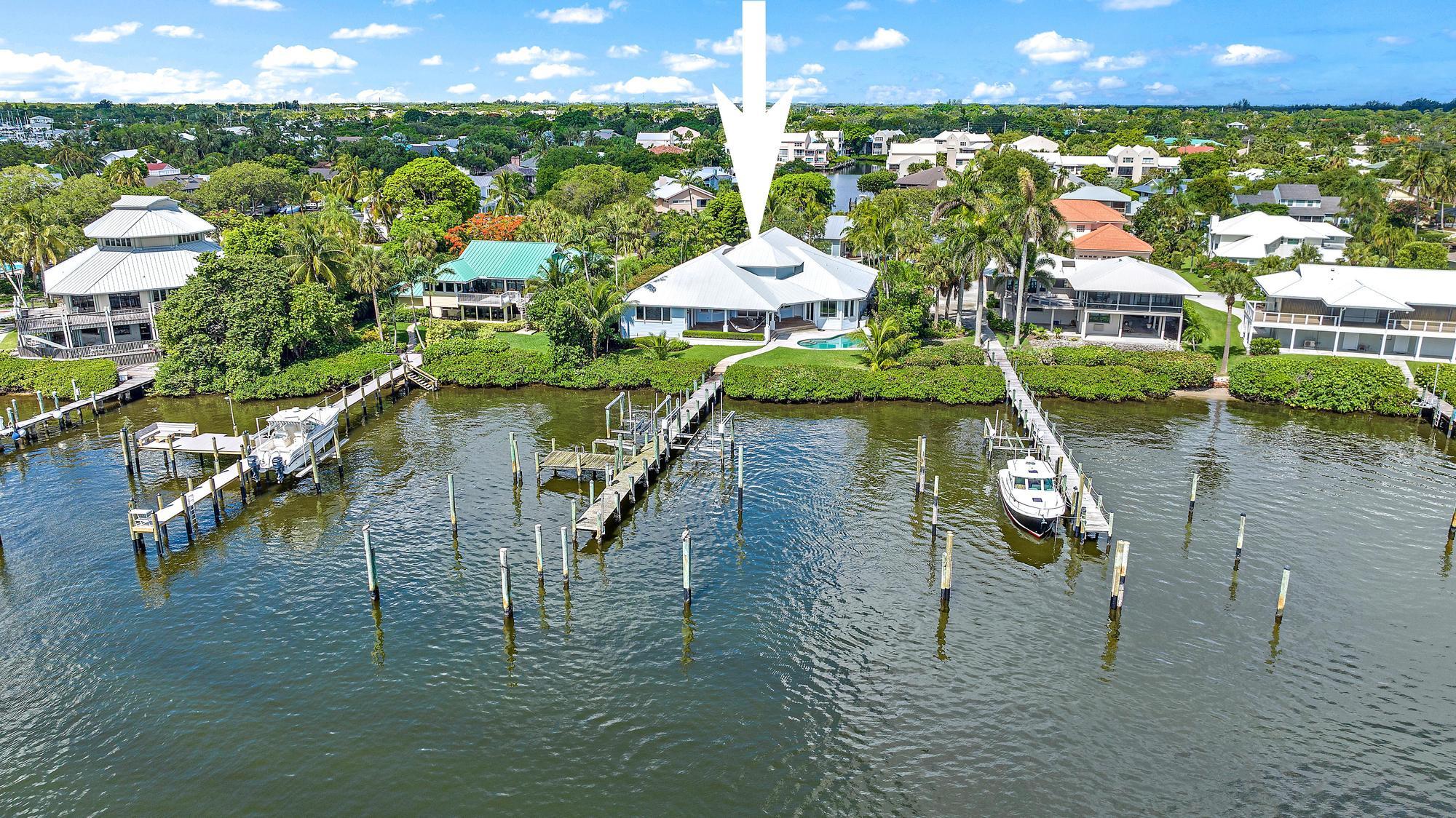 MARINER CAY YACHT CLUB - Residential
