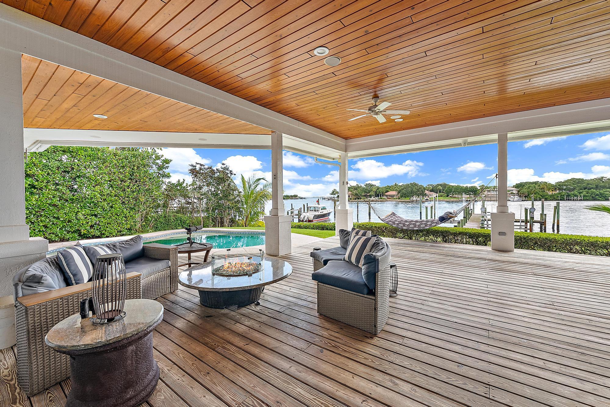 MARINER CAY YACHT CLUB - Residential