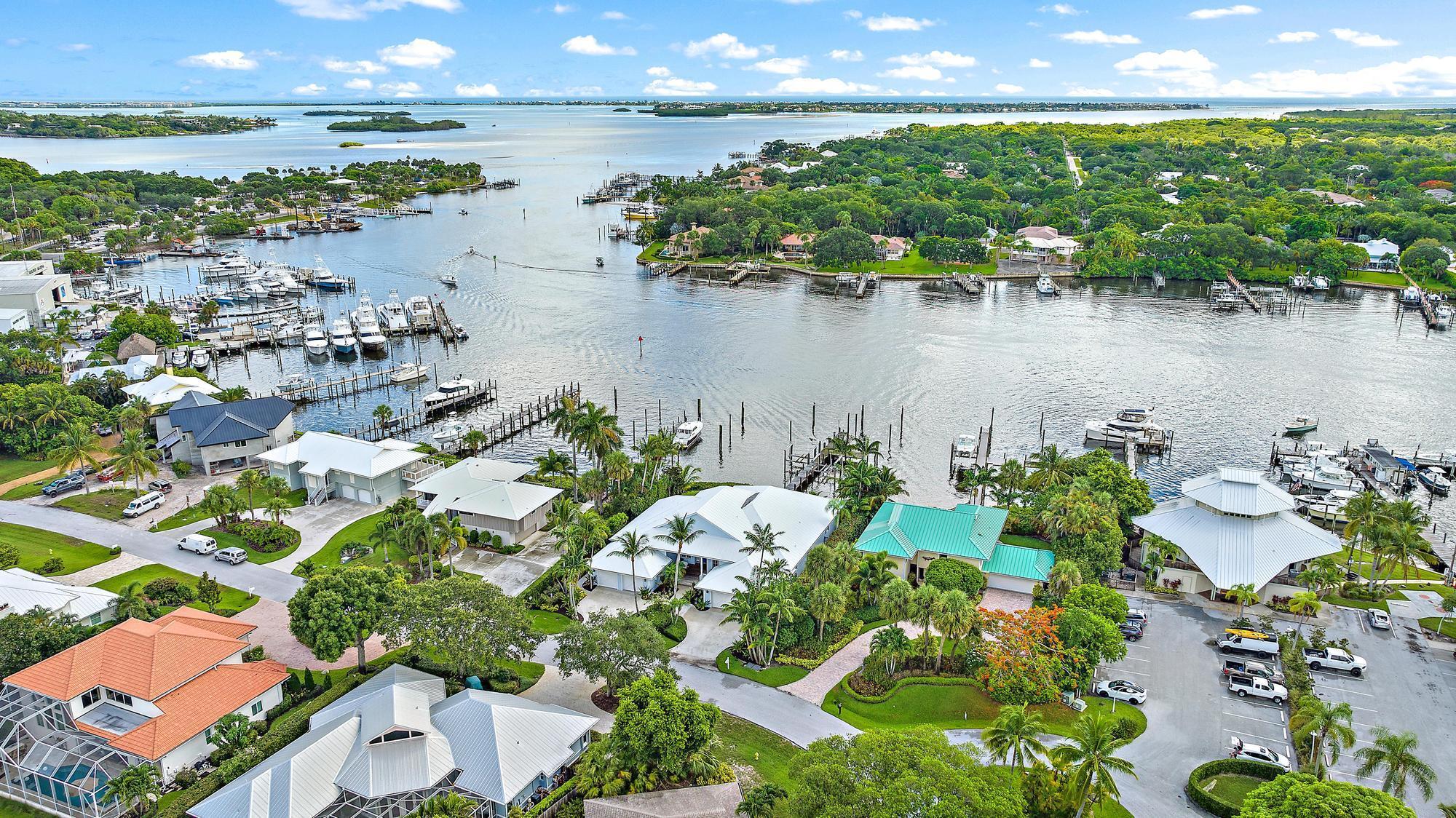 MARINER CAY YACHT CLUB - Residential