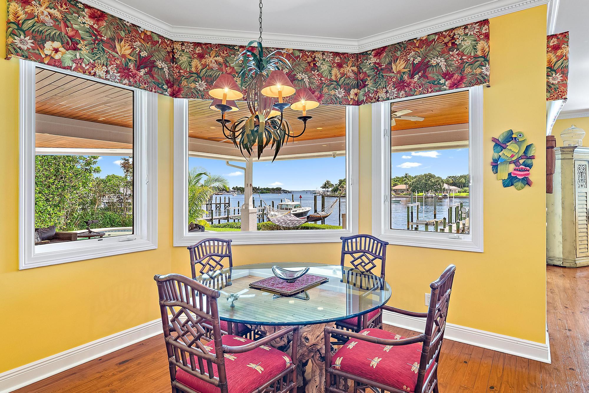 MARINER CAY YACHT CLUB - Residential