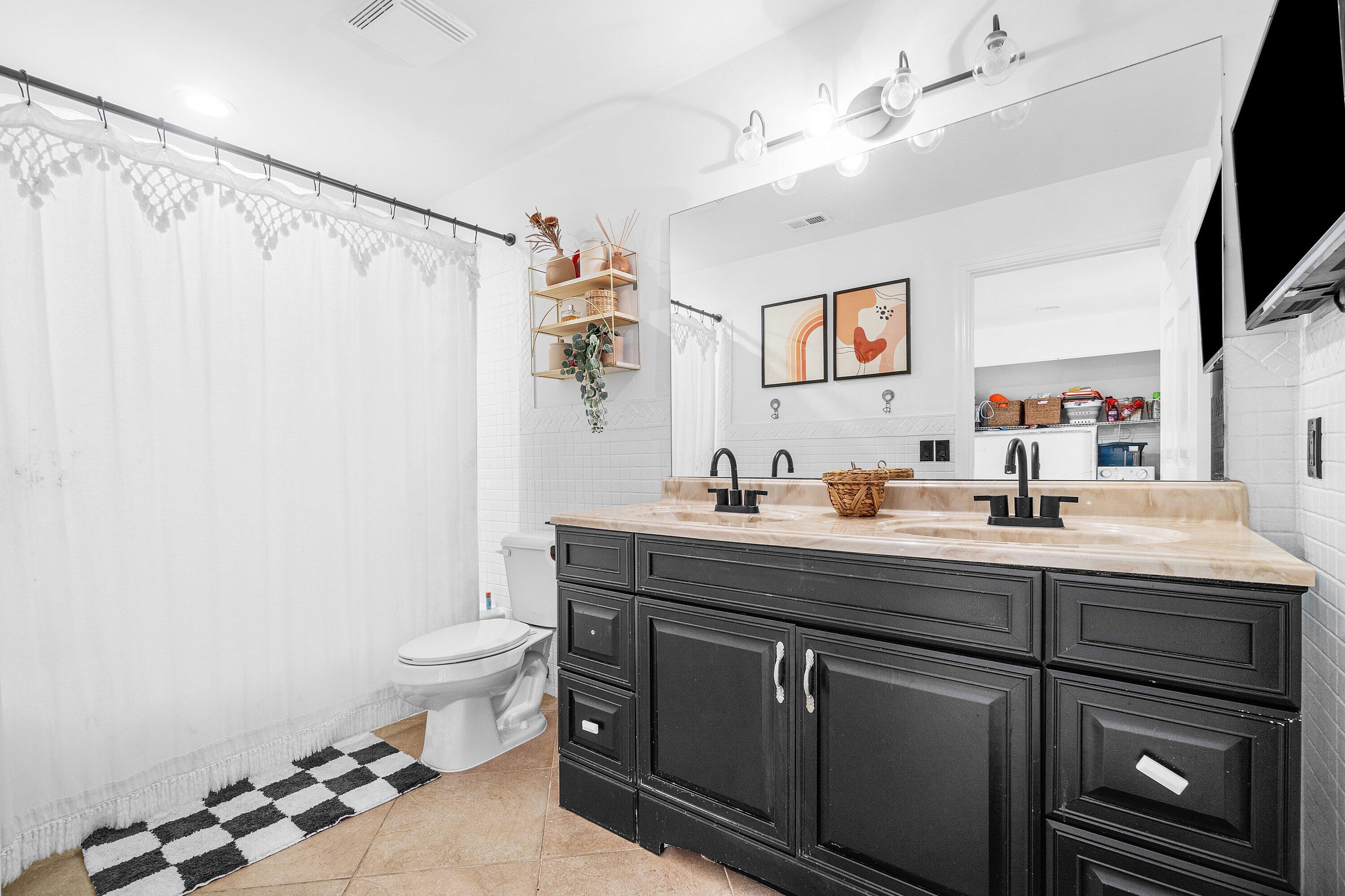 BOCA GARDENS 3 - Residential