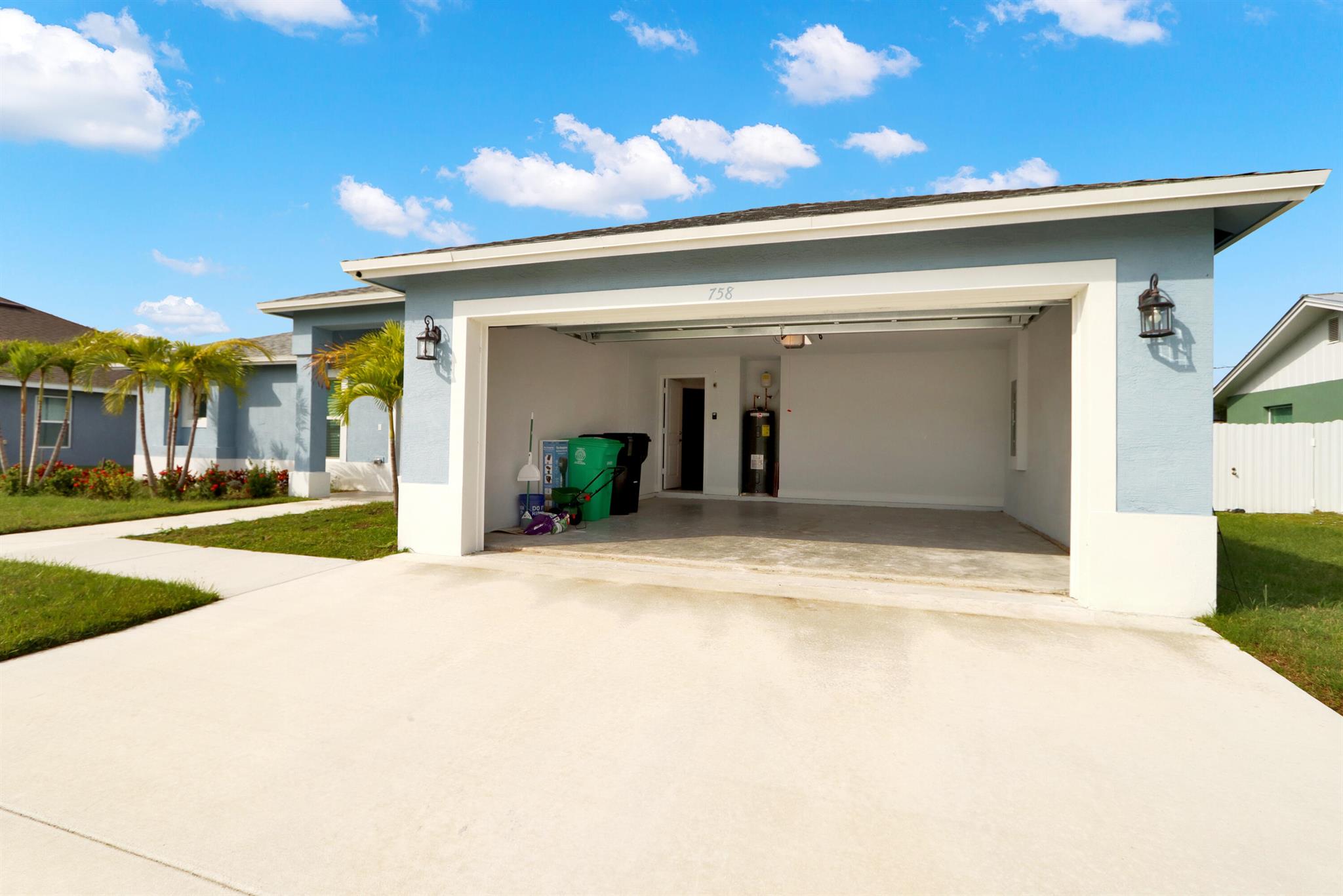 PORT ST LUCIE SECTION 25 - Residential Lease