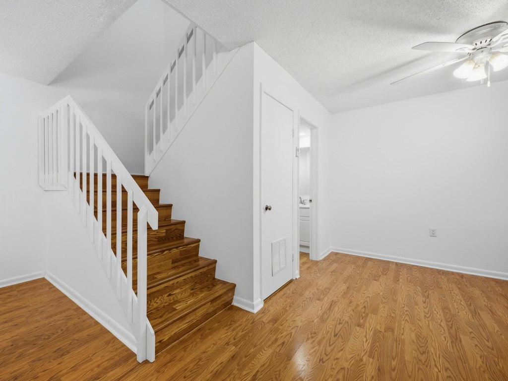 Photo of 2213 22nd Lane, Palm Beach Gardens, FL 33418 (MLS # B26044572)