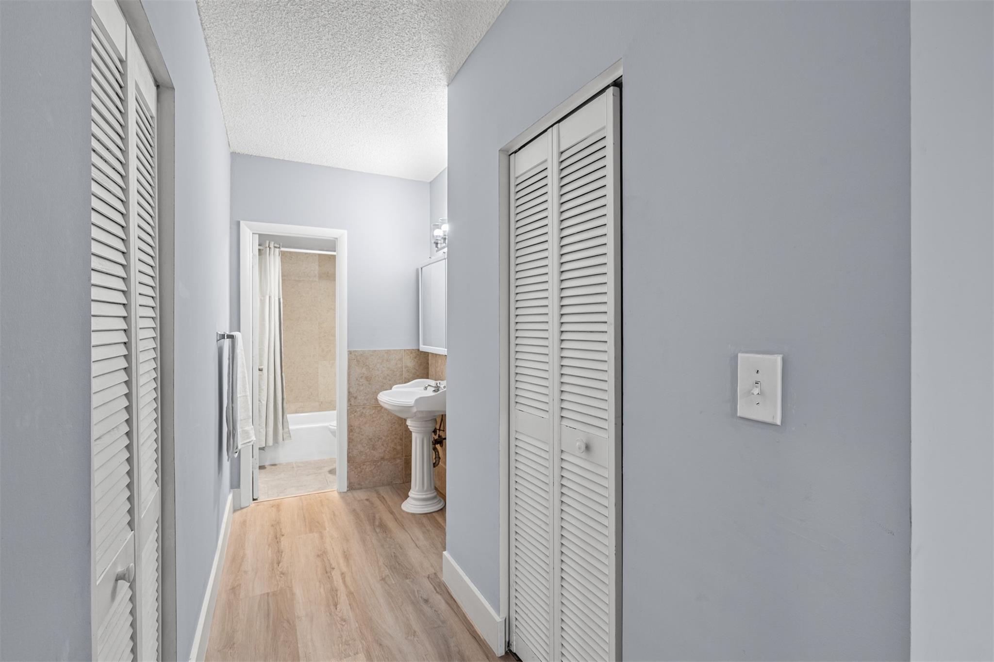 arlen house - Residential