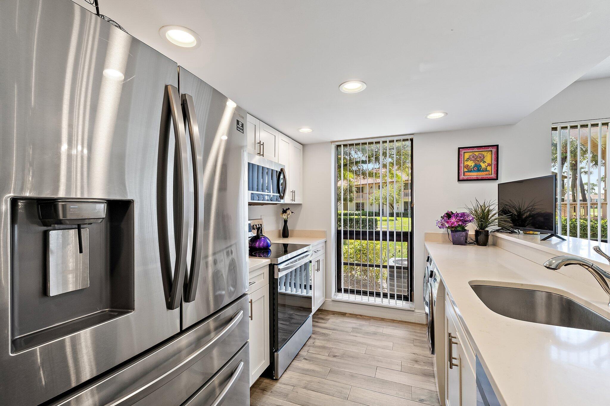 GOLF VILLAS CONDO - Residential