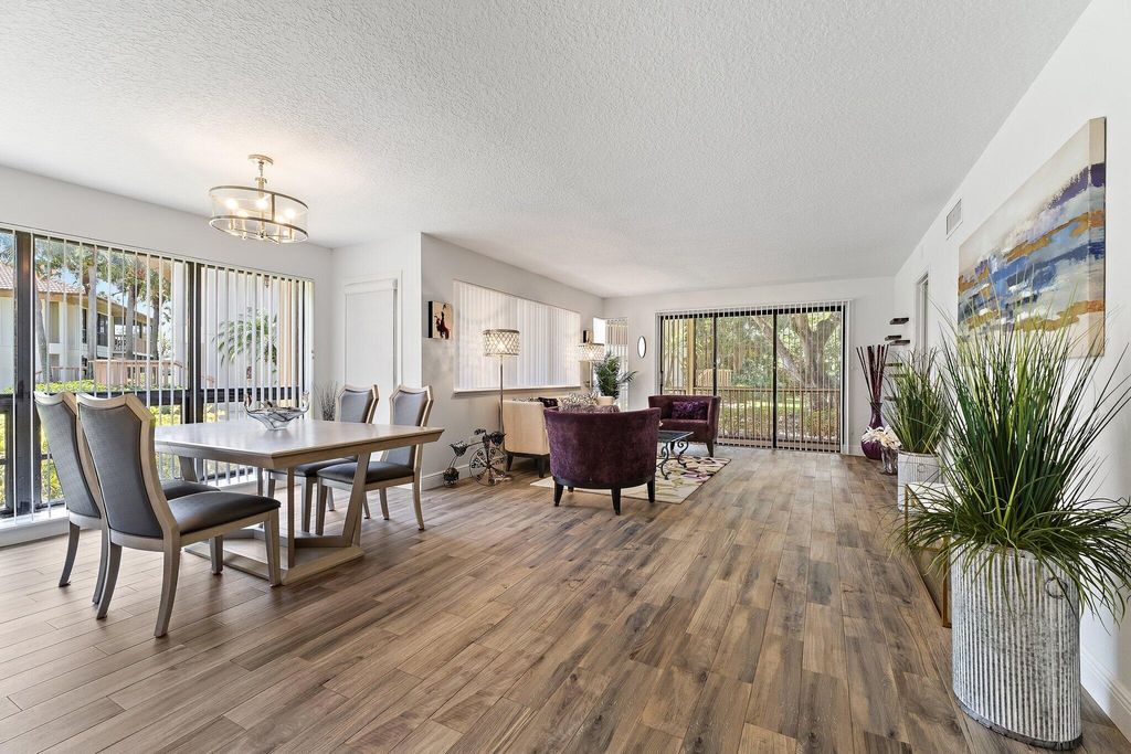 Photo of 128 Brackenwood Road #128, Palm Beach Gardens, FL 33418 (MLS # B26014611)