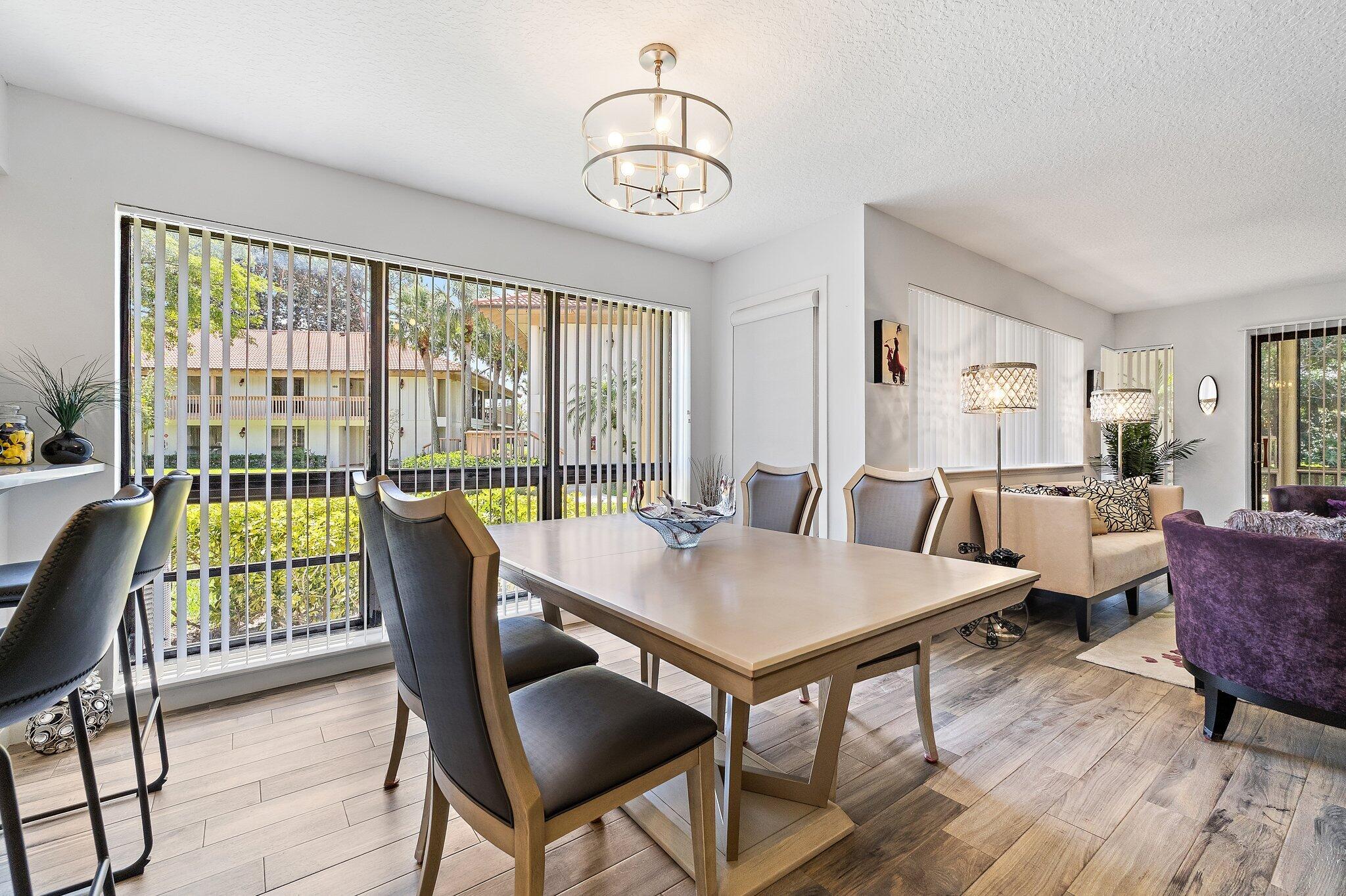 128 Brackenwood Road 128