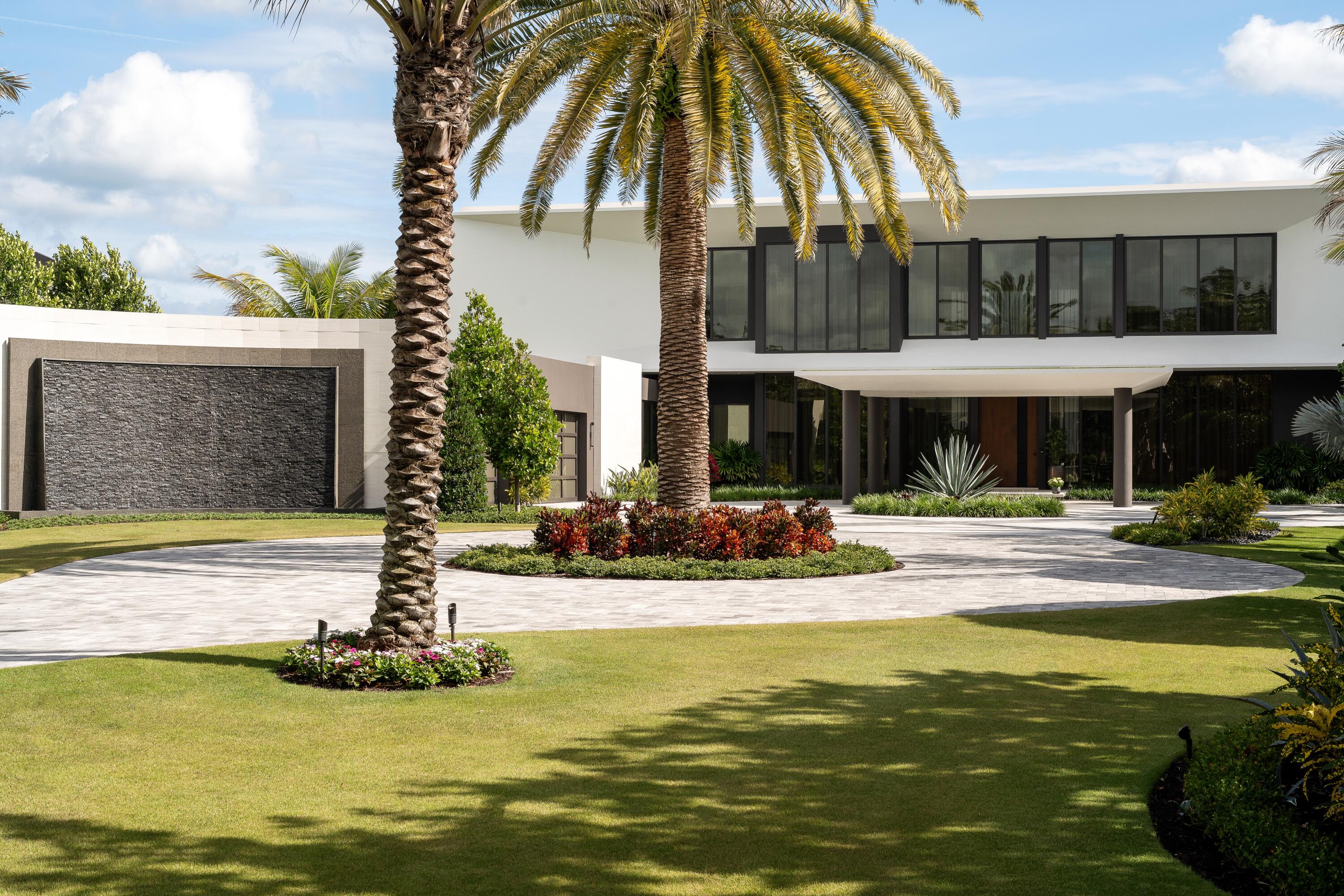 5211 Pennock Point Road