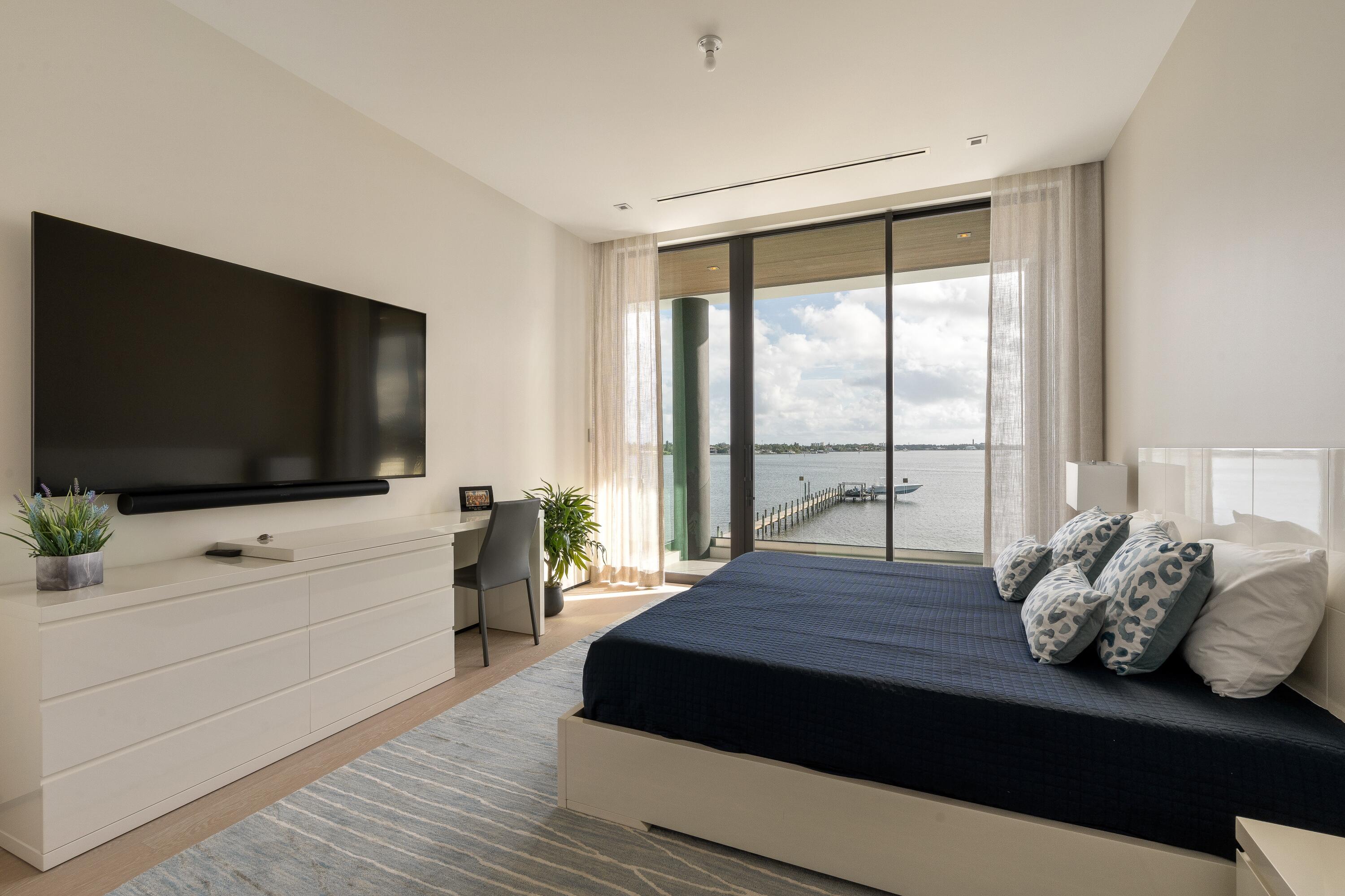 Pennock Point - Residential