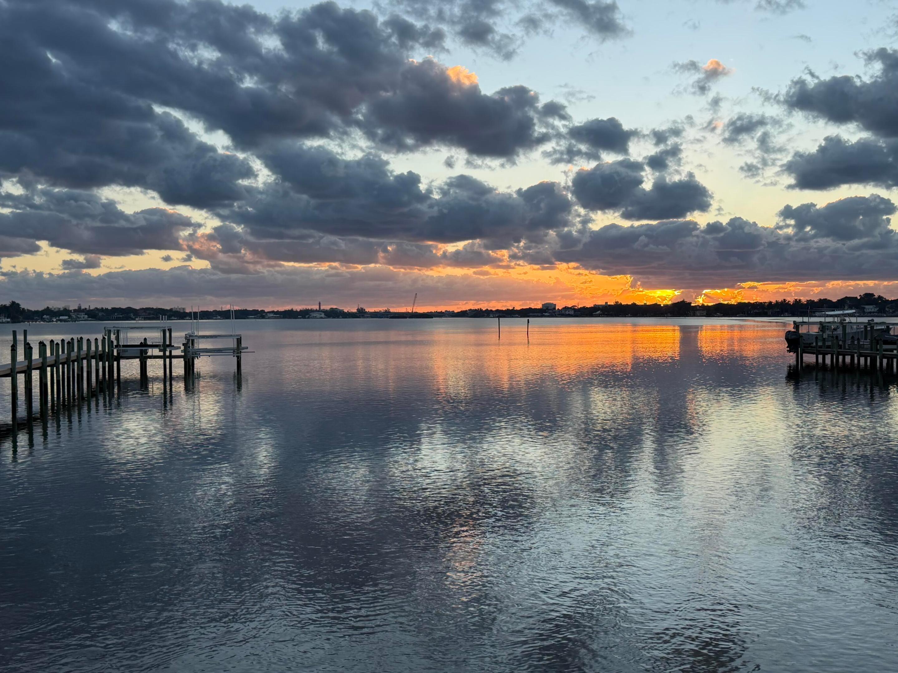 Pennock Point - Residential