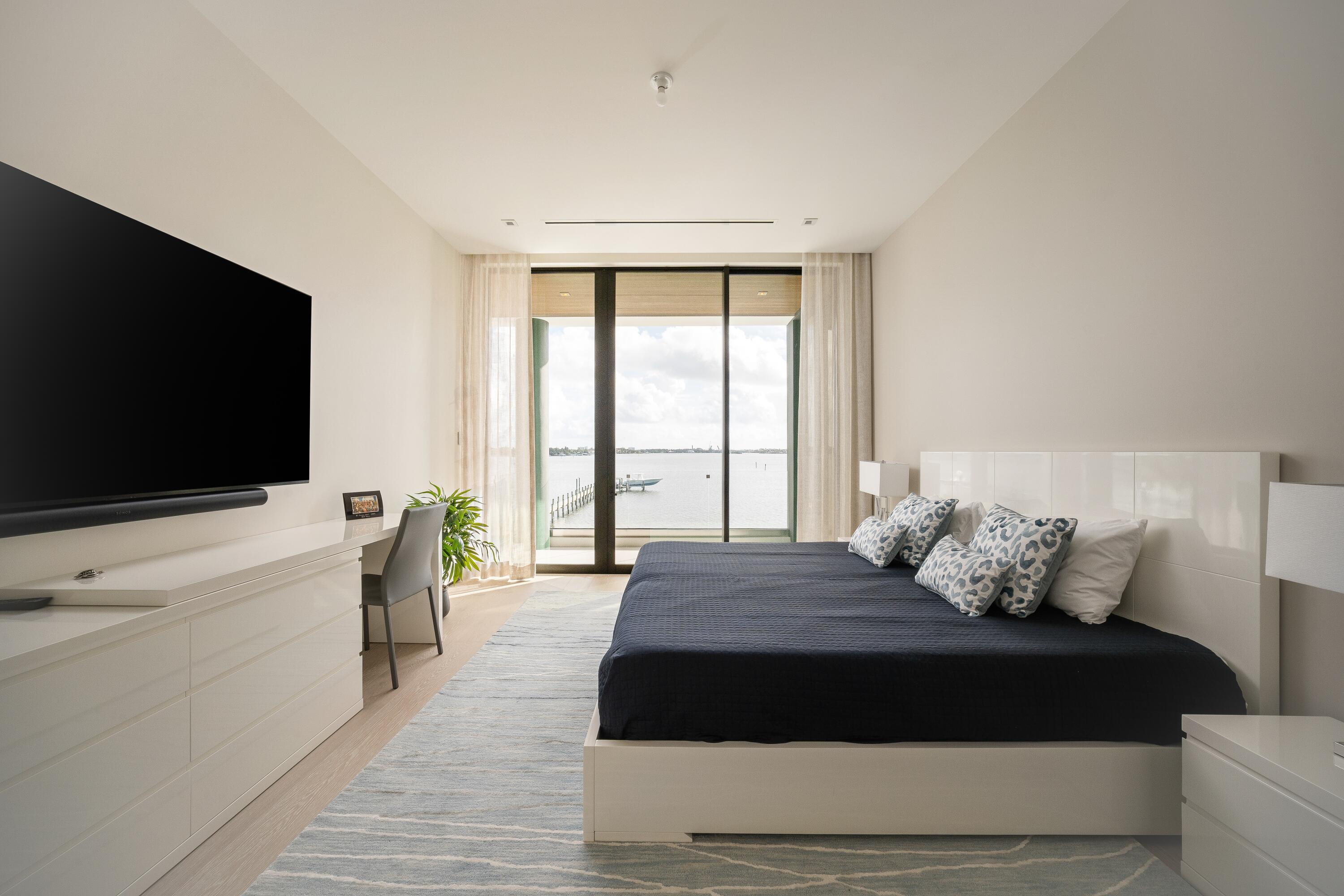 Pennock Point - Residential