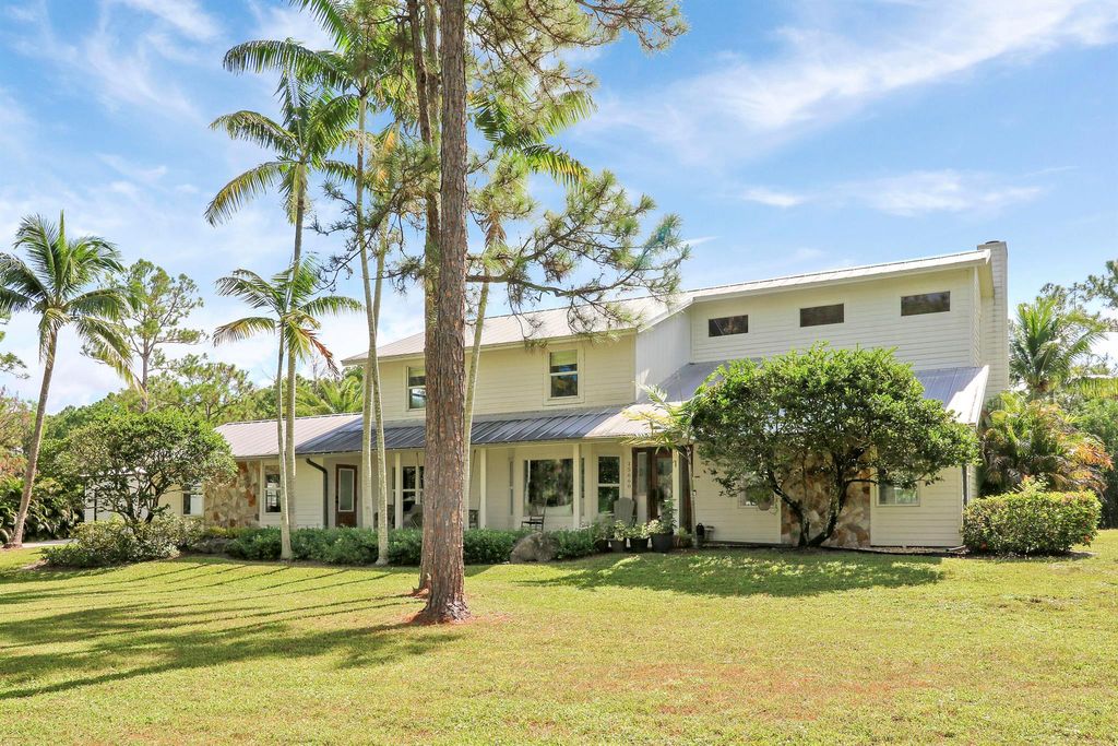 Photo of 15660 121st Terrace N, Jupiter, FL 33478 (MLS # R11062459)