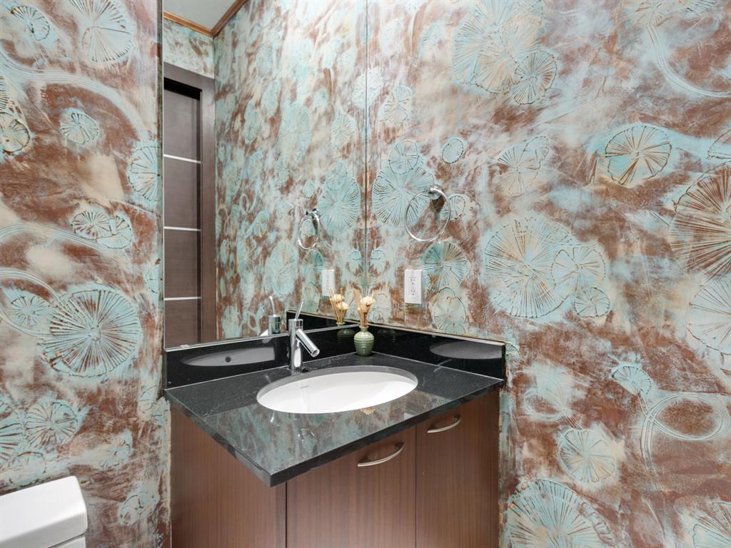 TRUMP TOWER III CONDO - Residential