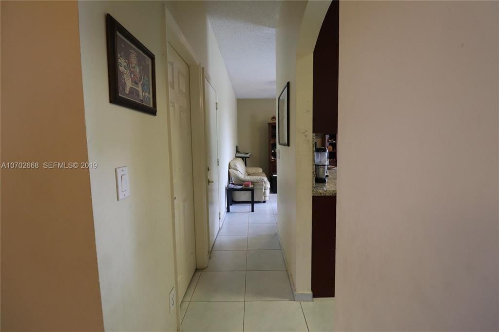 EMERALD COURTS - OPAL CREEK - Residential Lease