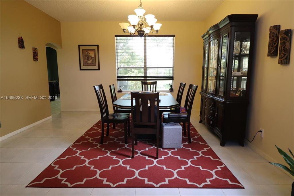 EMERALD COURTS - OPAL CREEK - Residential Lease