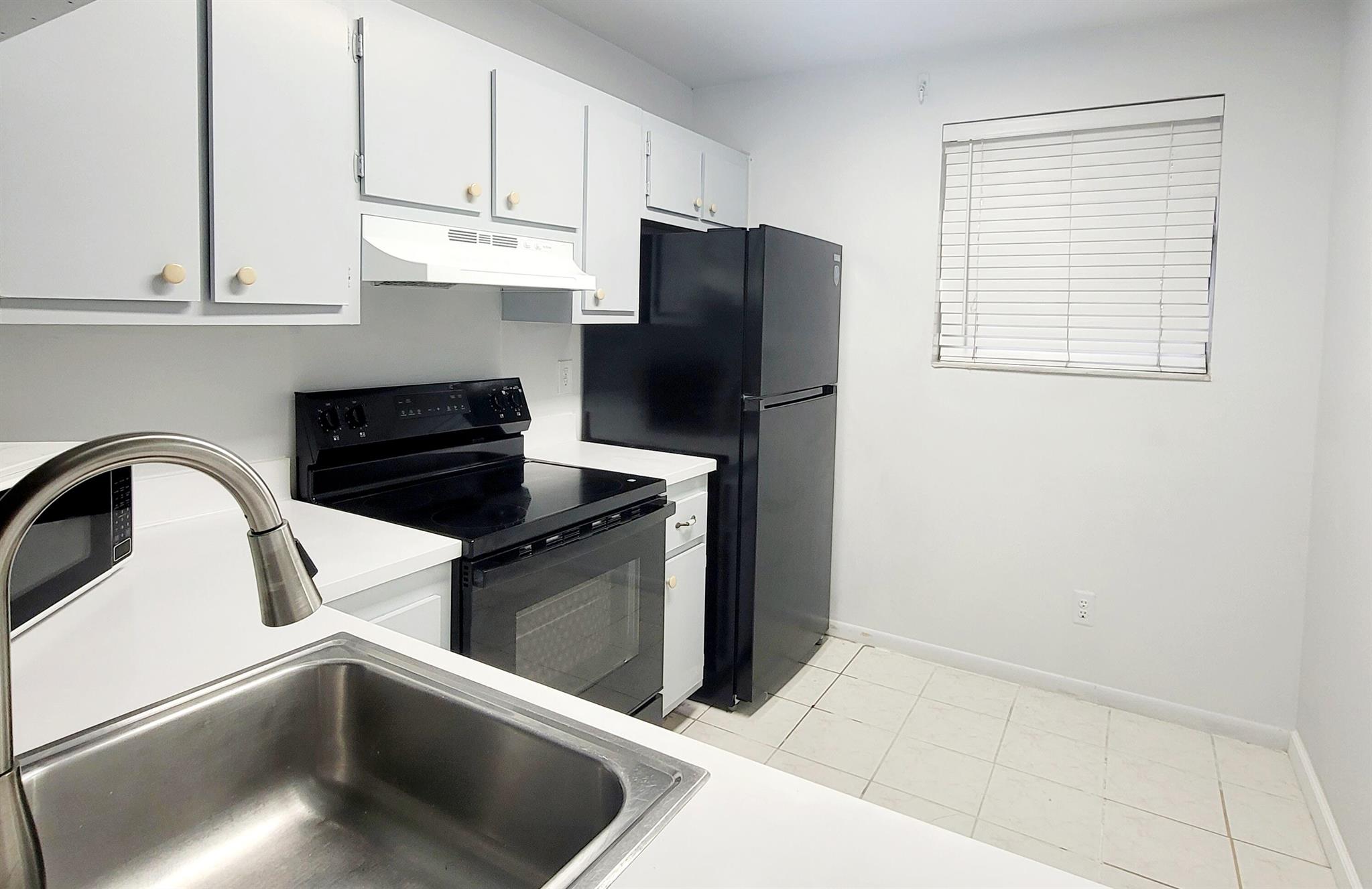 WATERSIDE VILLAGE ONE CON - Residential Lease