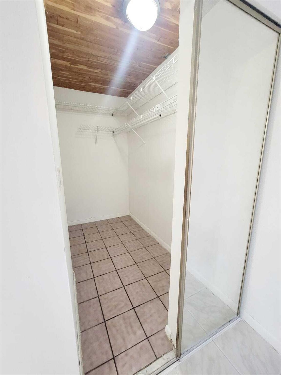 WATERSIDE VILLAGE ONE CON - Residential Lease