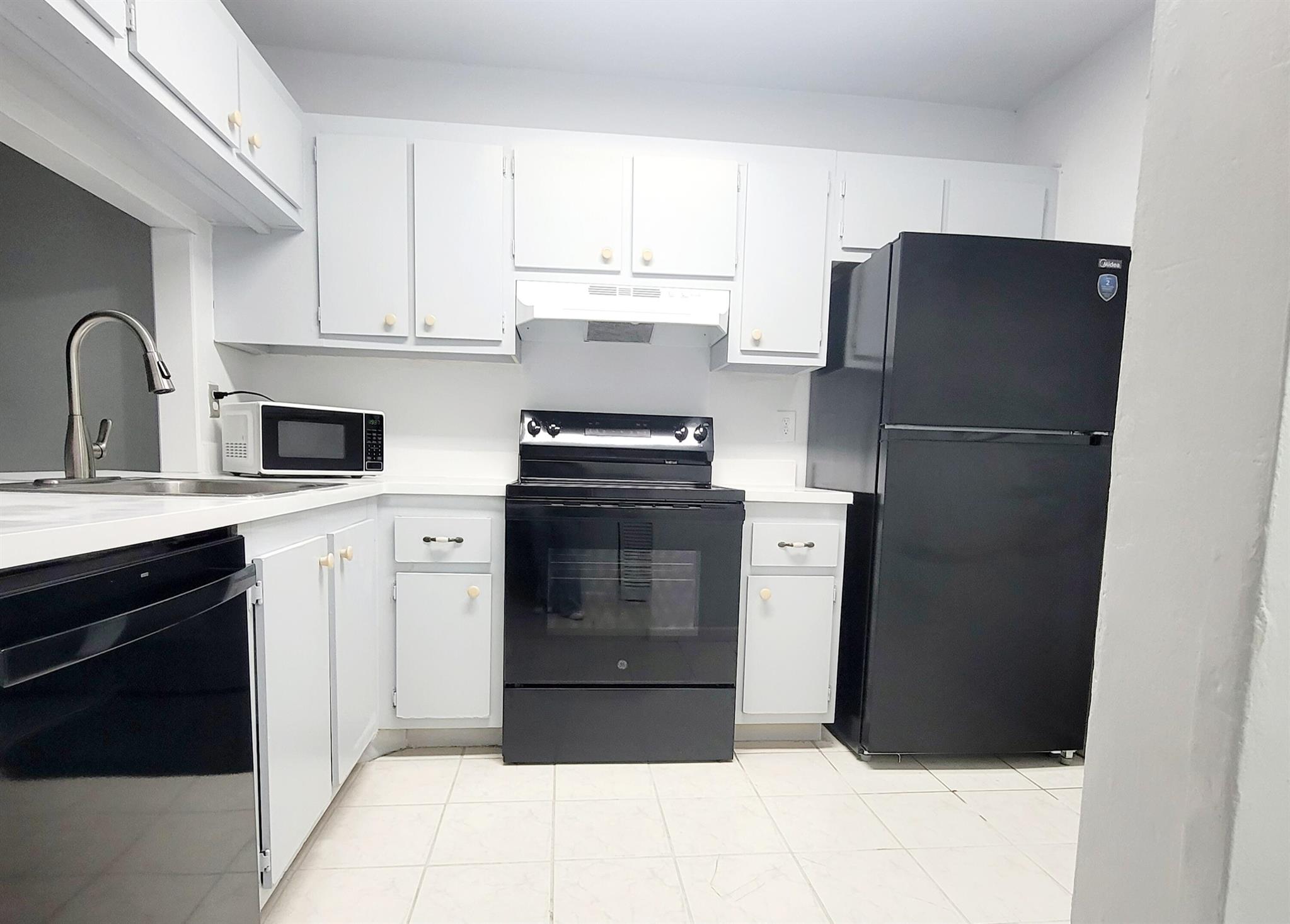 WATERSIDE VILLAGE ONE CON - Residential Lease