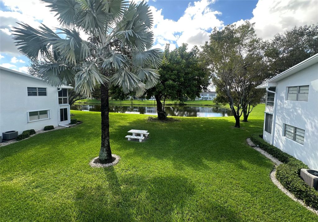 Photo of 528 Tilford X #528, Deerfield Beach, FL 33442 (MLS # F10531765)