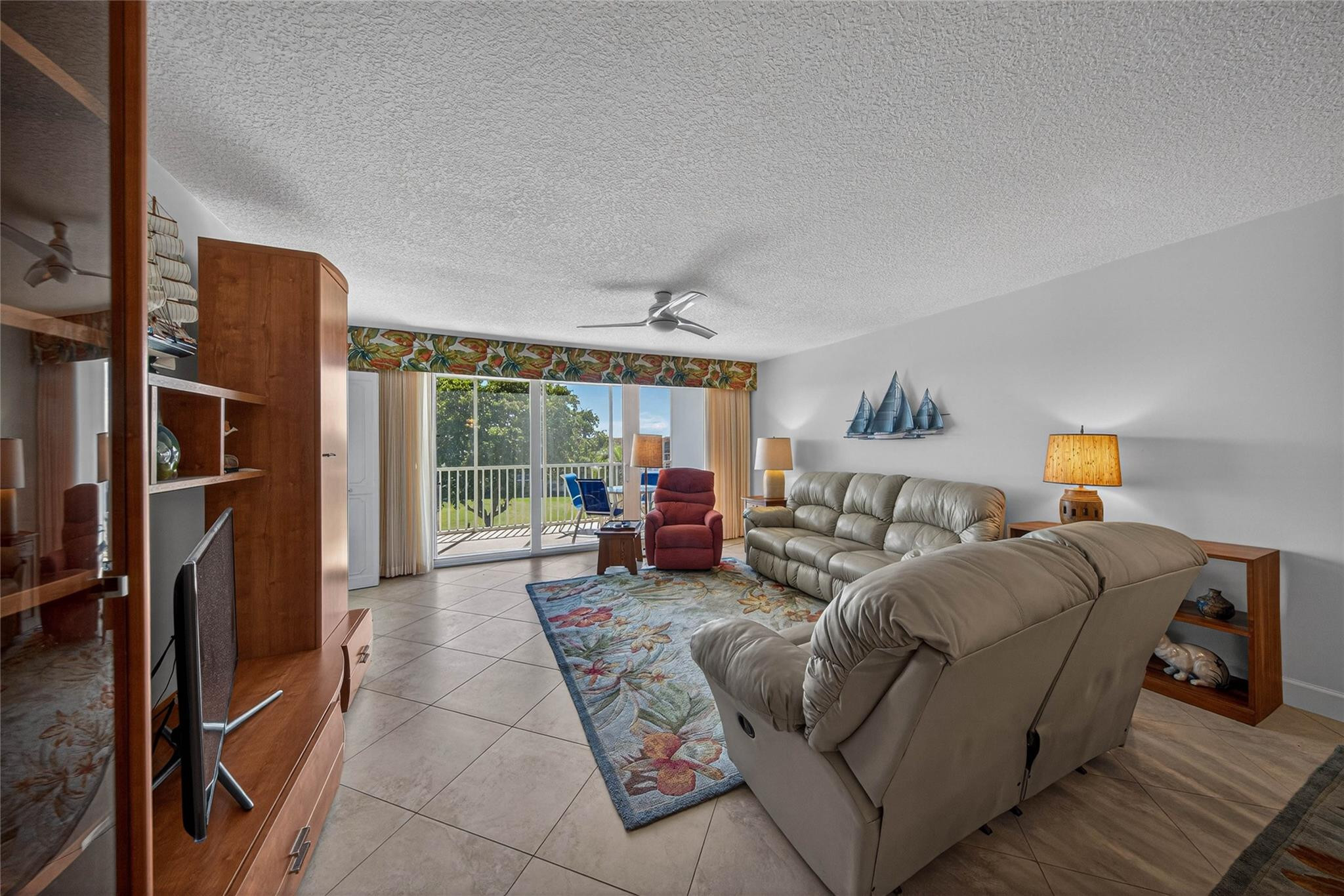 Palm Aire at Coral Key - Residential