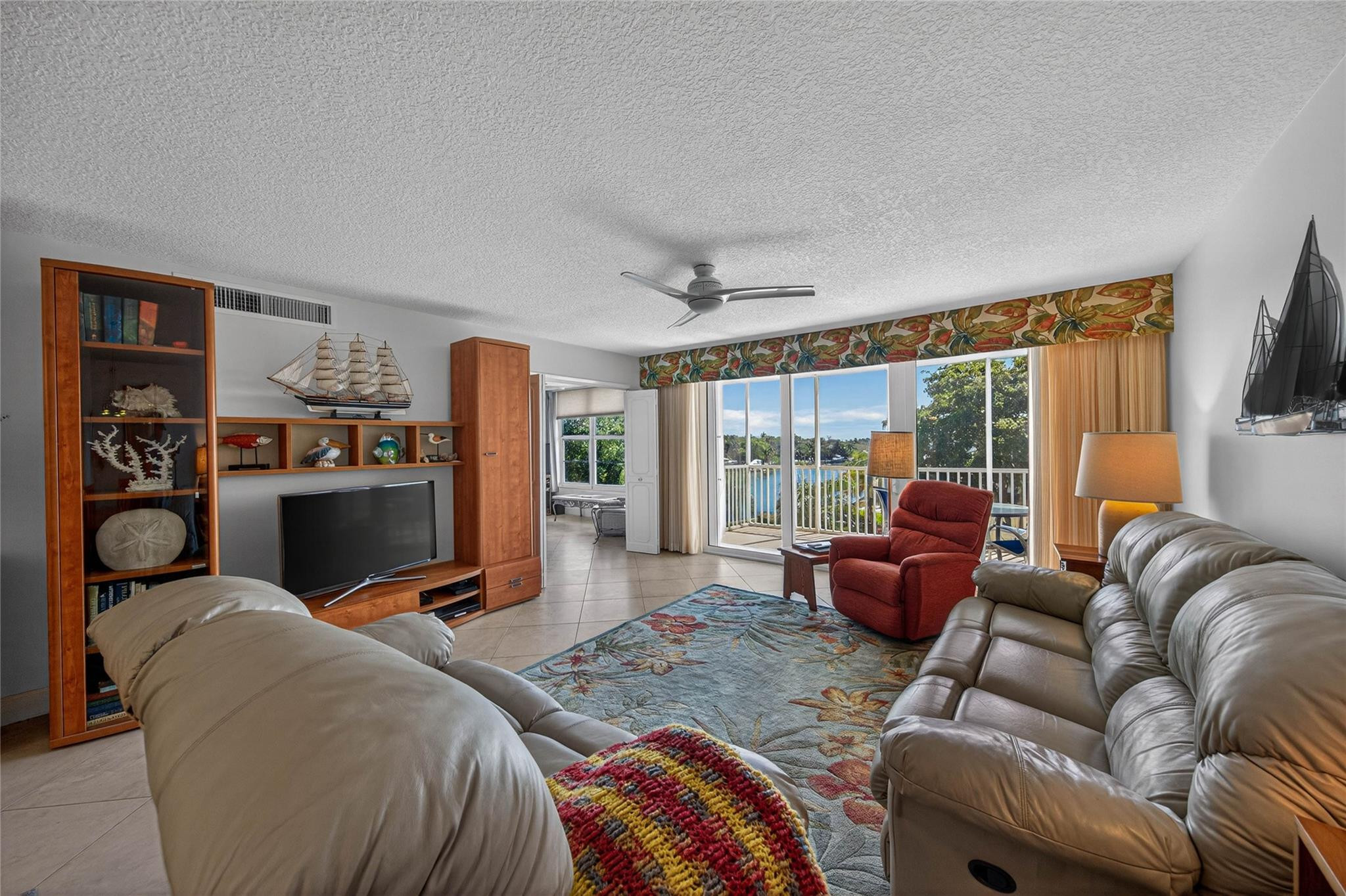 Palm Aire at Coral Key - Residential