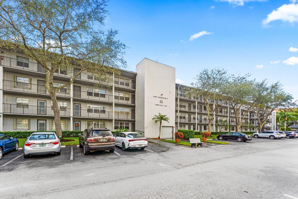 Photo of 13250 SW 4th Court #306g, Pembroke Pines, FL 33027 (MLS # R11153358)
