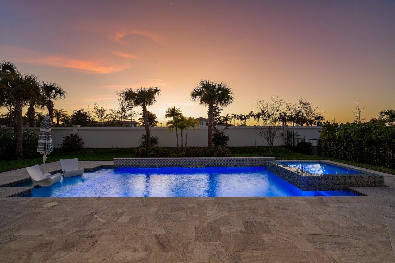 9352 Coral Isles Circle