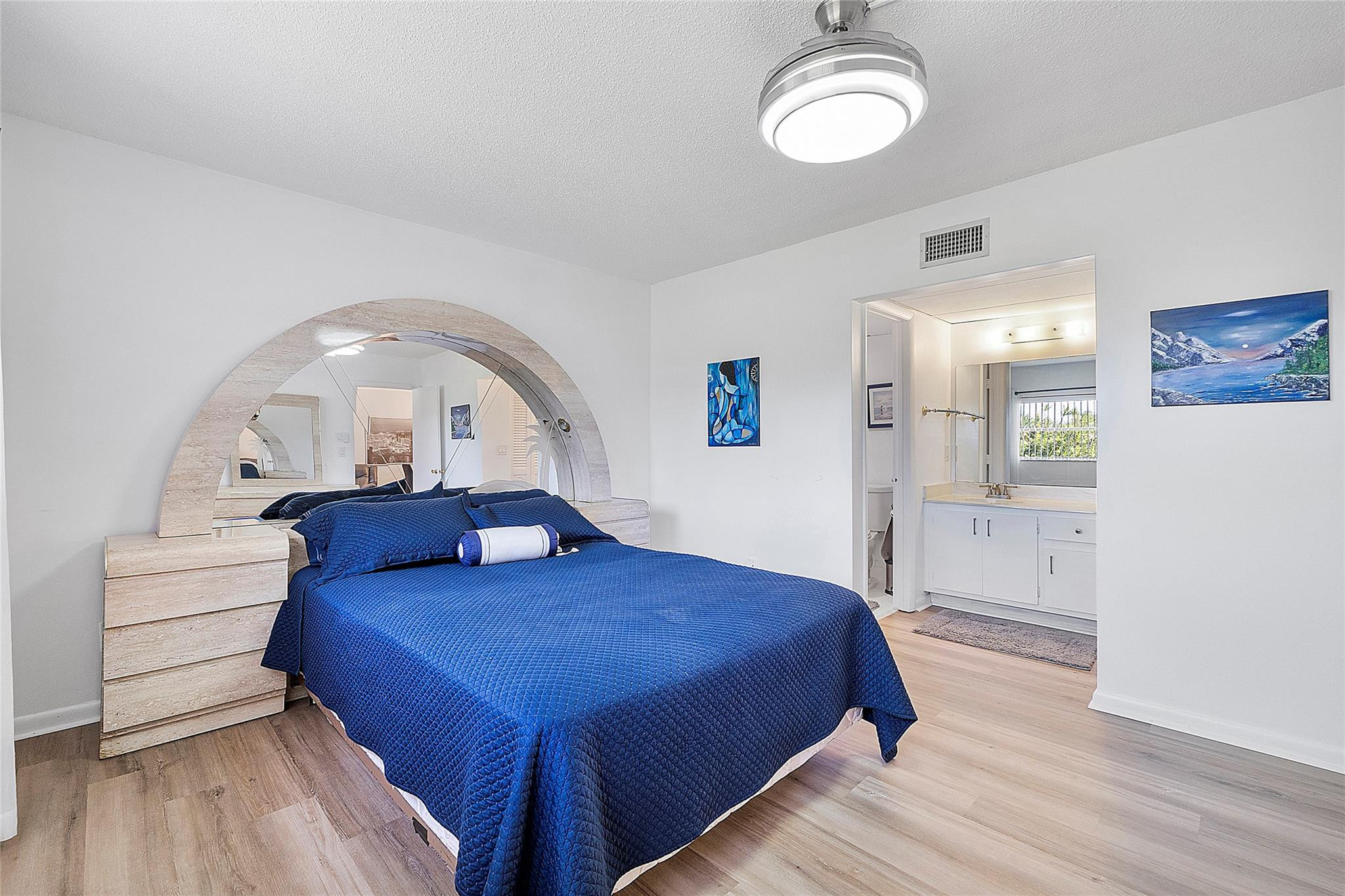 ORIOLE GOLF & TENNIS 1 - Residential