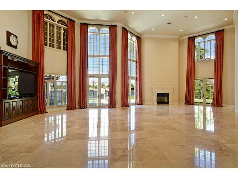 HARBOR BEACH - Residential