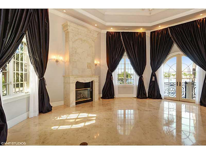 HARBOR BEACH - Residential