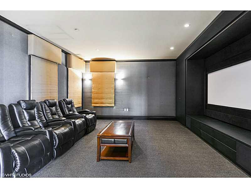 HARBOR BEACH - Residential