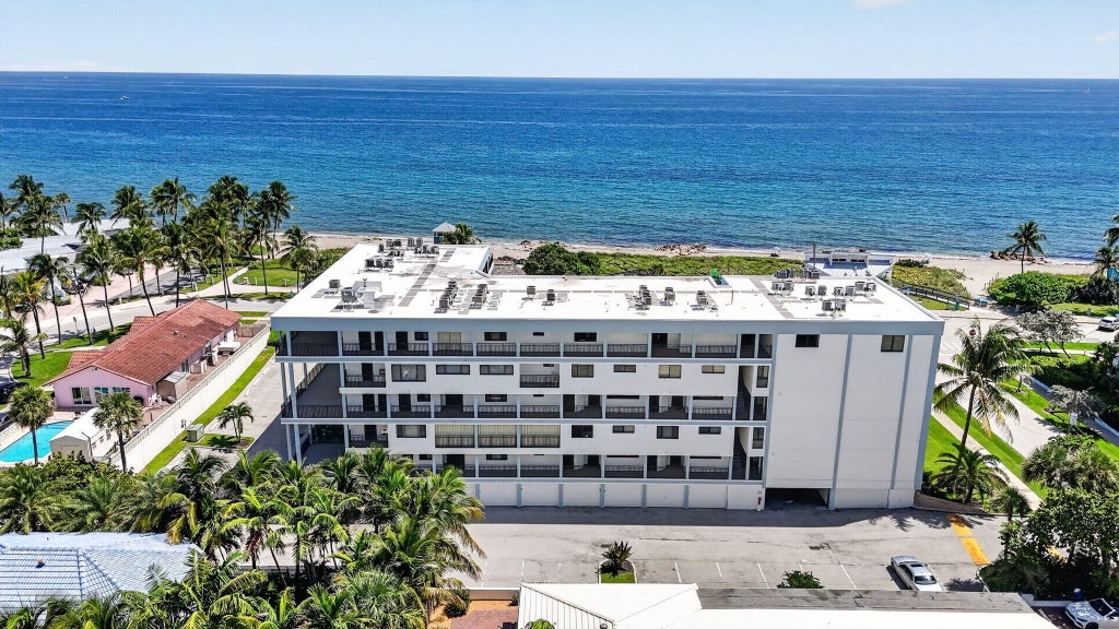 Photo of 665 SE 21st Avenue #102, Deerfield Beach, FL 33441 (MLS # B26073342)