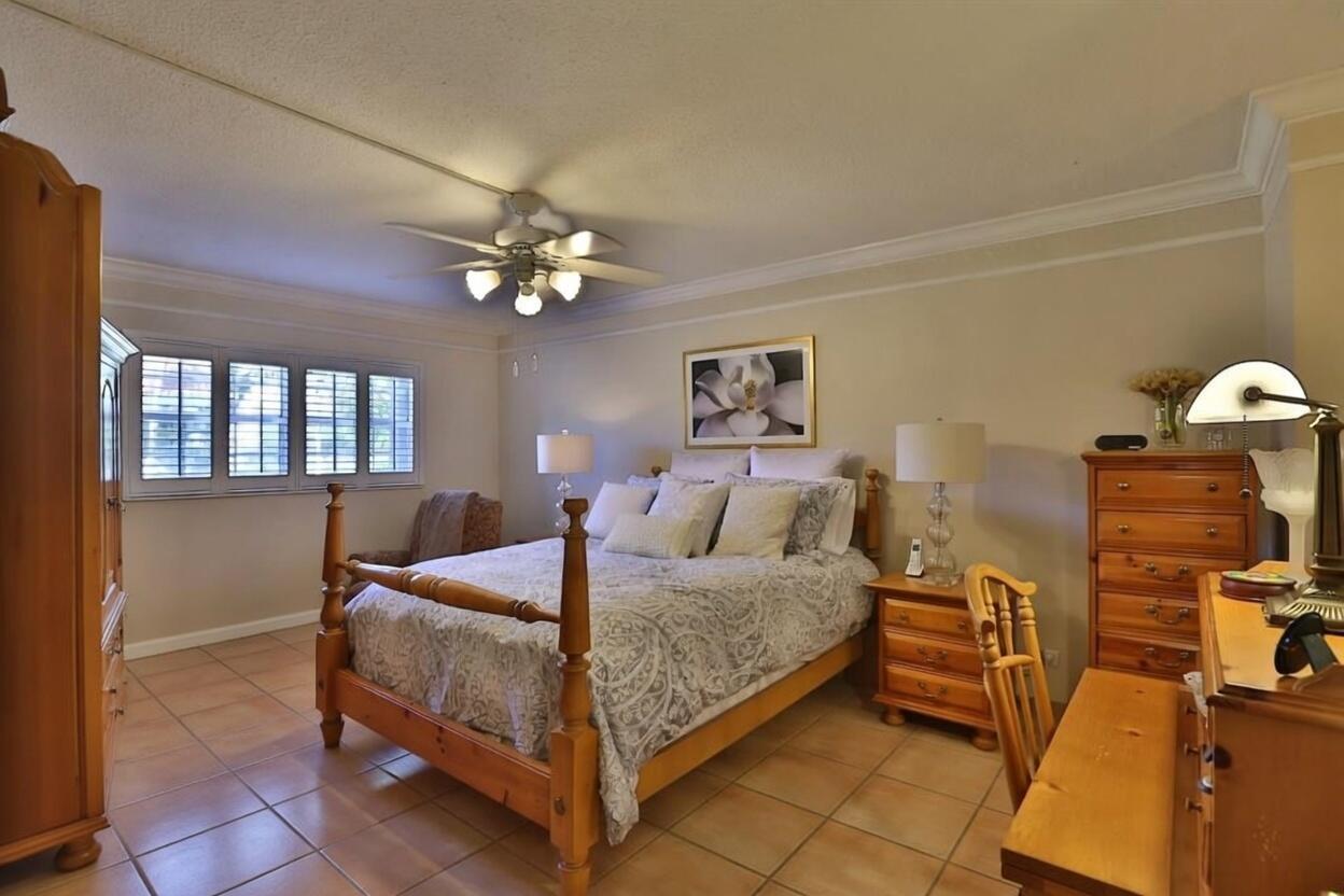 GRANADA DADELAND CONDO - Residential