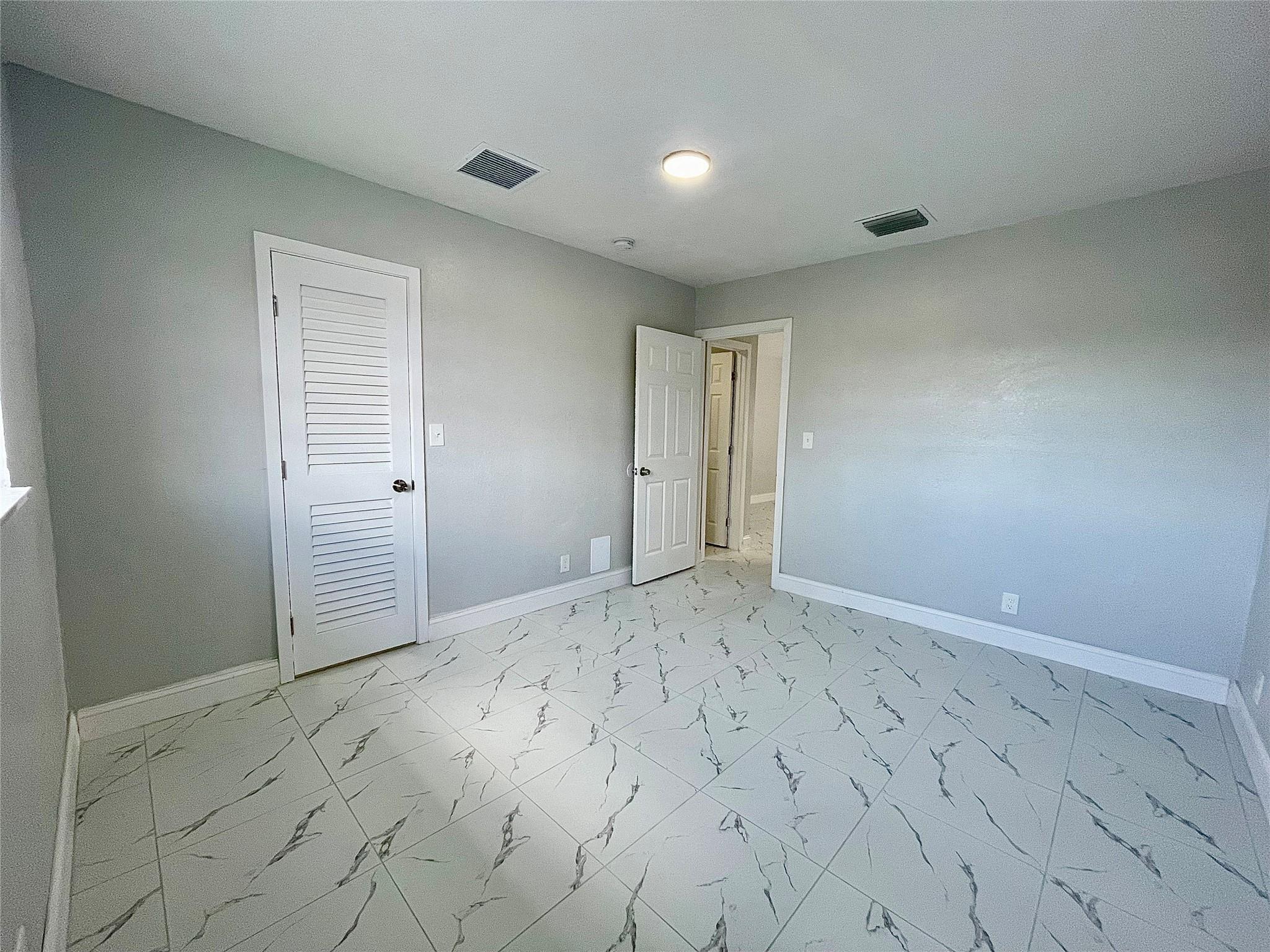 Fairview Amd 10-25 B - Residential Lease