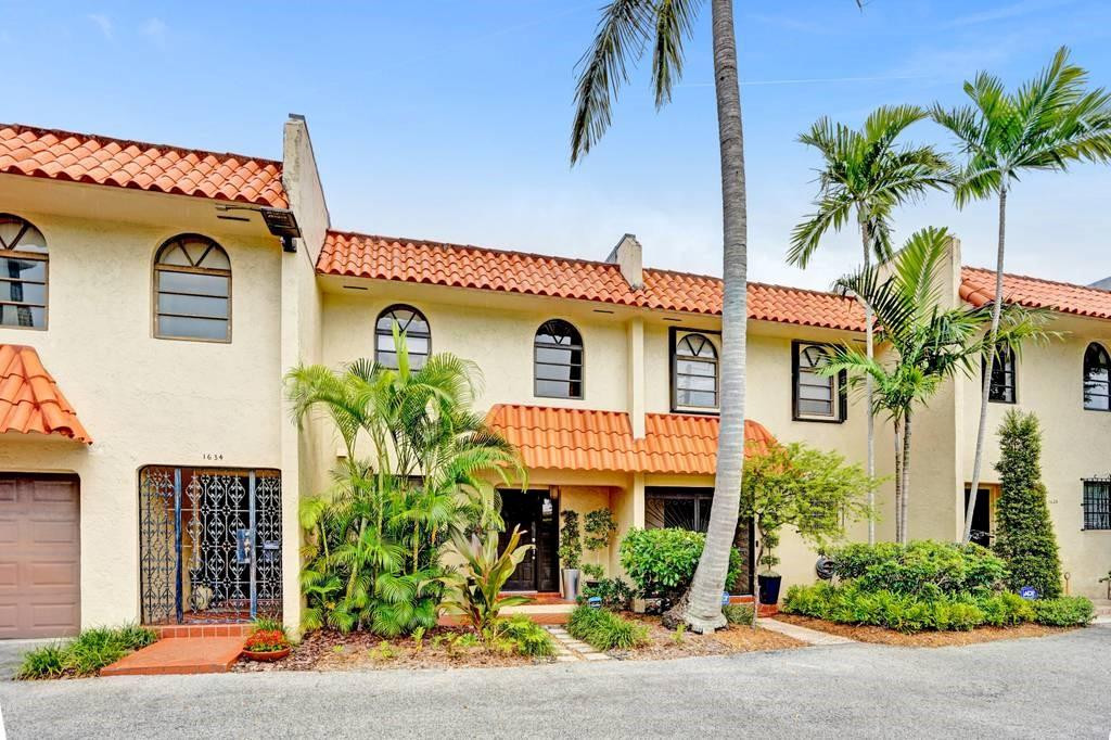 Harbour Club Villas - Residential