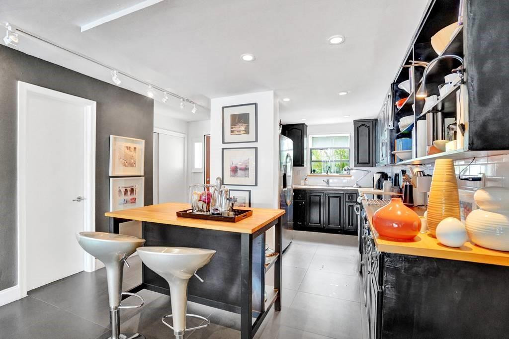 Harbour Club Villas - Residential