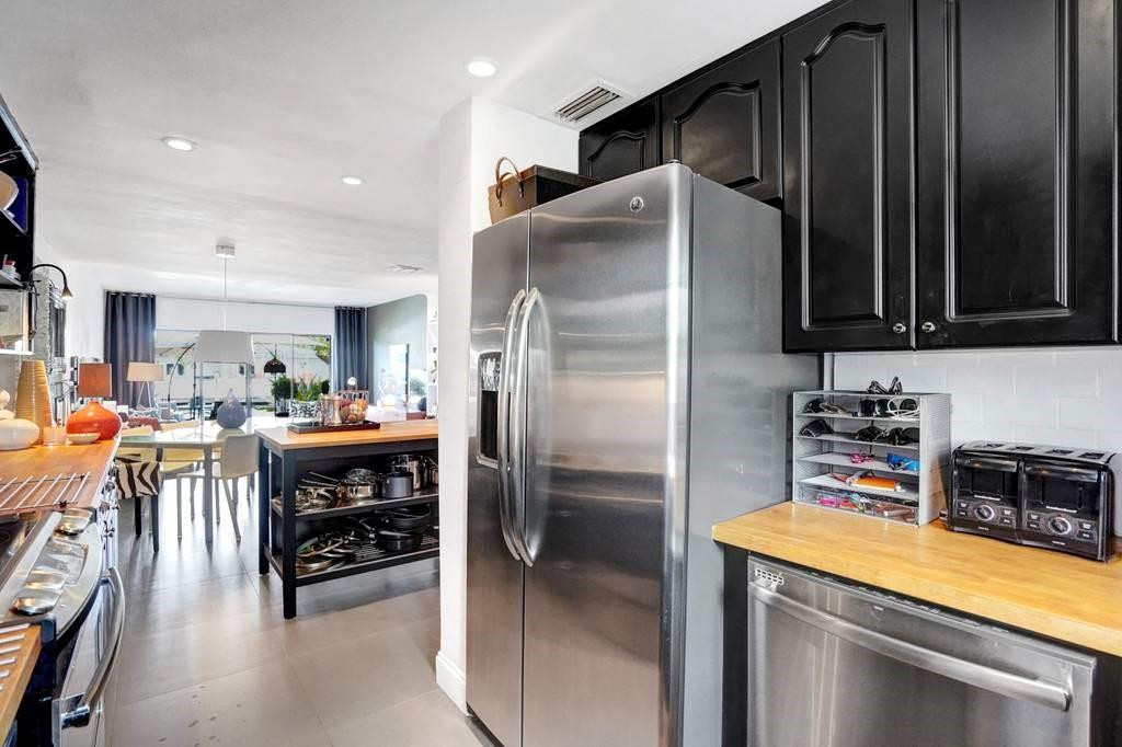 Harbour Club Villas - Residential