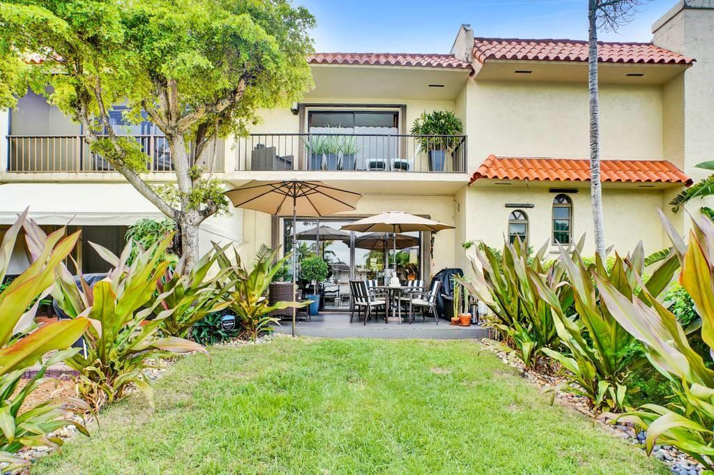 Harbour Club Villas - Residential