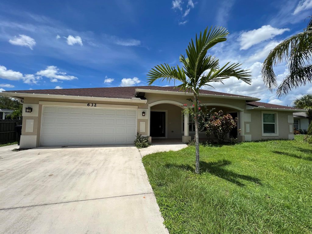 Photo of 632 SW Homeland Road, Port St Lucie, FL 34953 (MLS # R10913836)