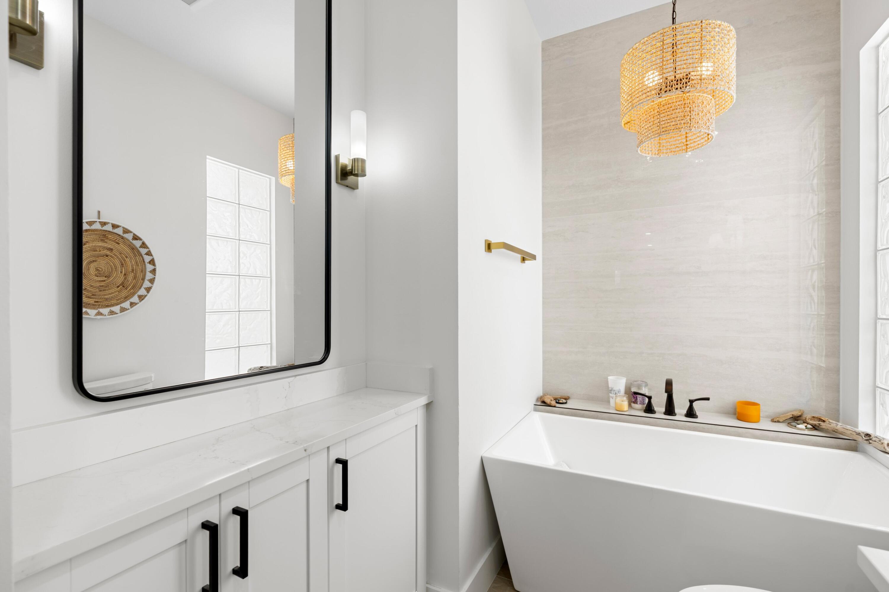 RIVERWALK 12 - Residential