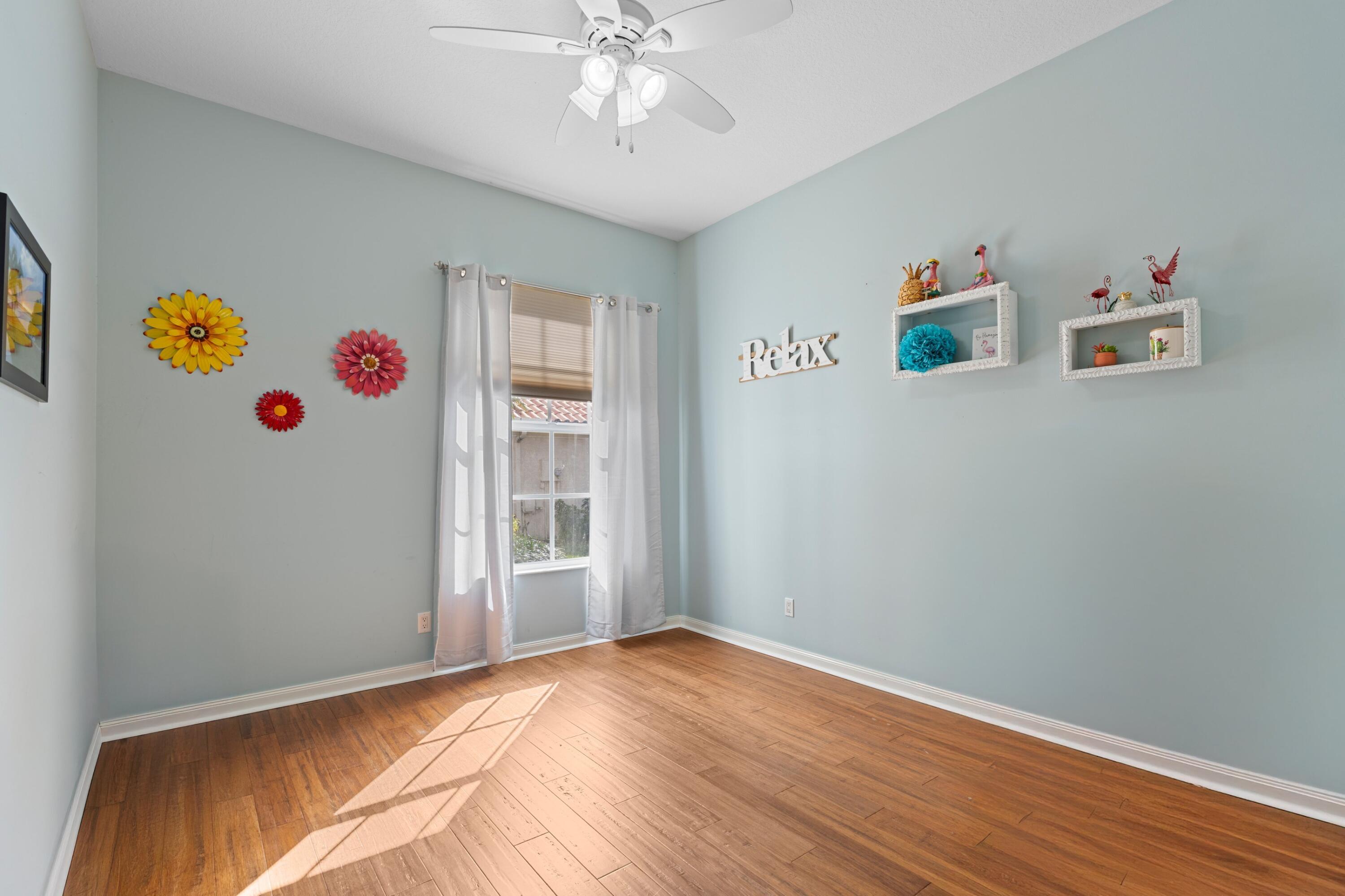 RIVERWALK 12 - Residential