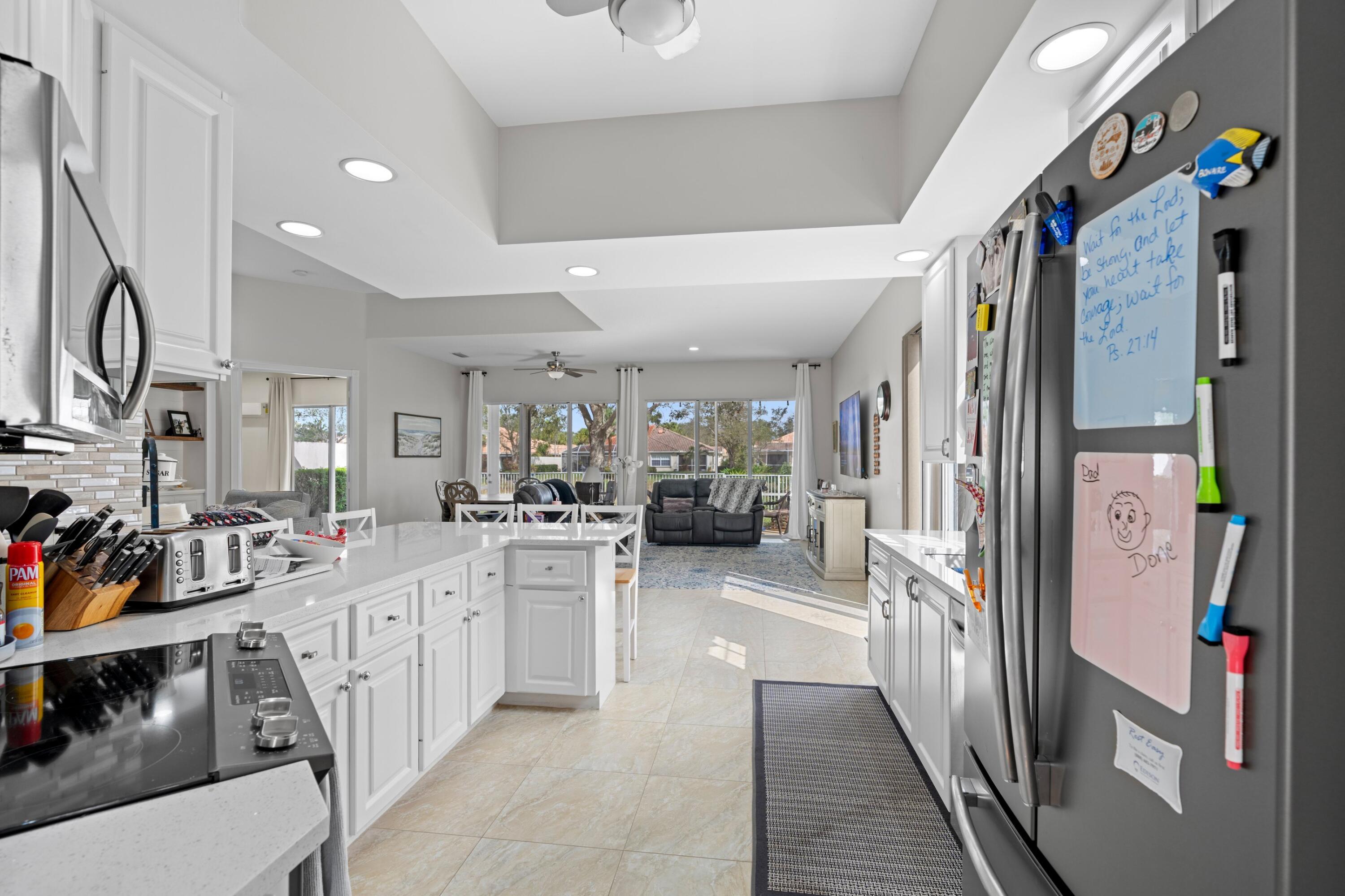 RIVERWALK 12 - Residential