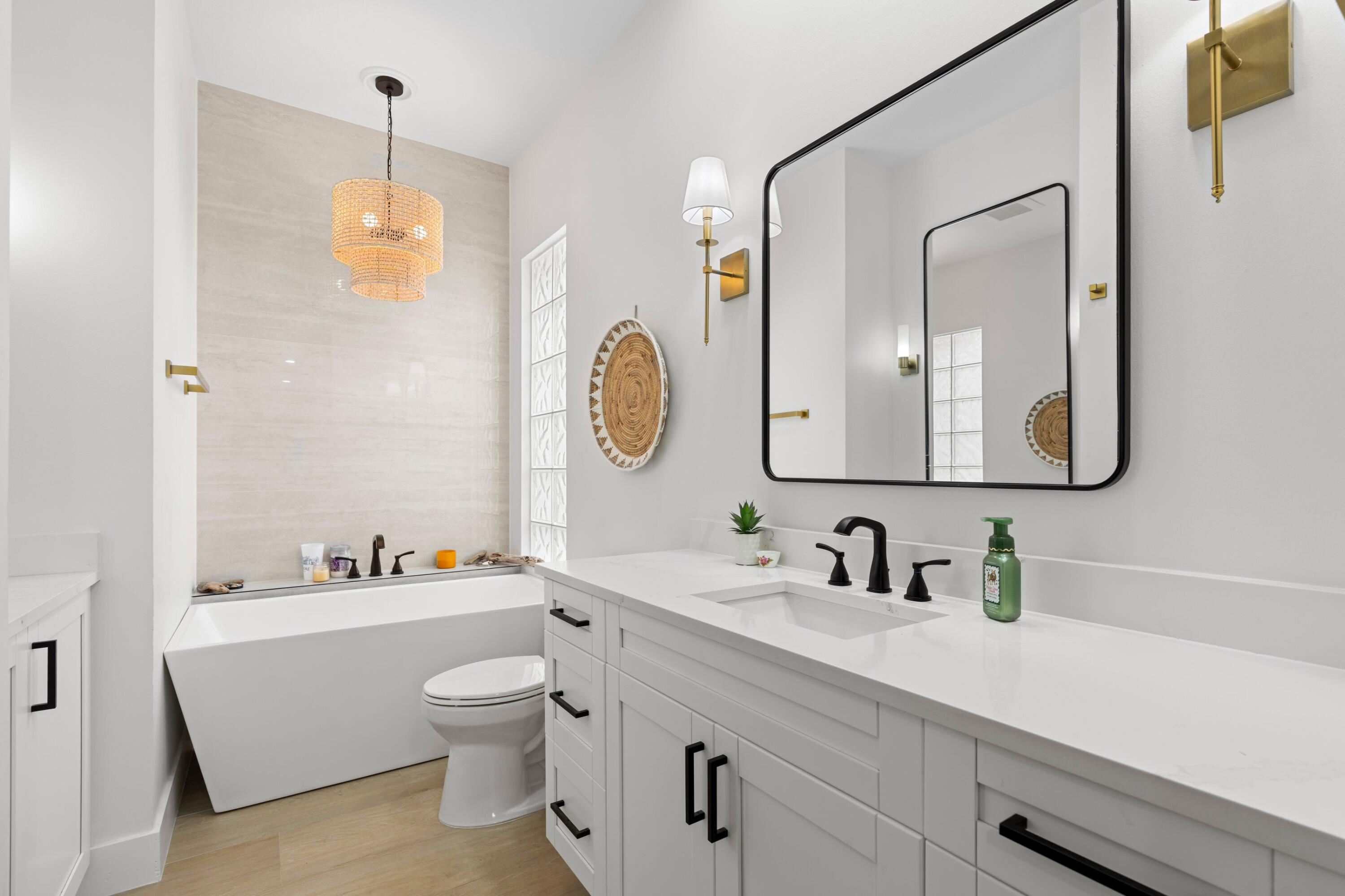 RIVERWALK 12 - Residential