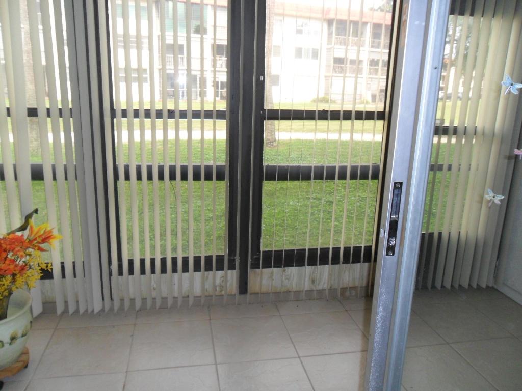 HOLLYBROOK GOLF AND - Residential