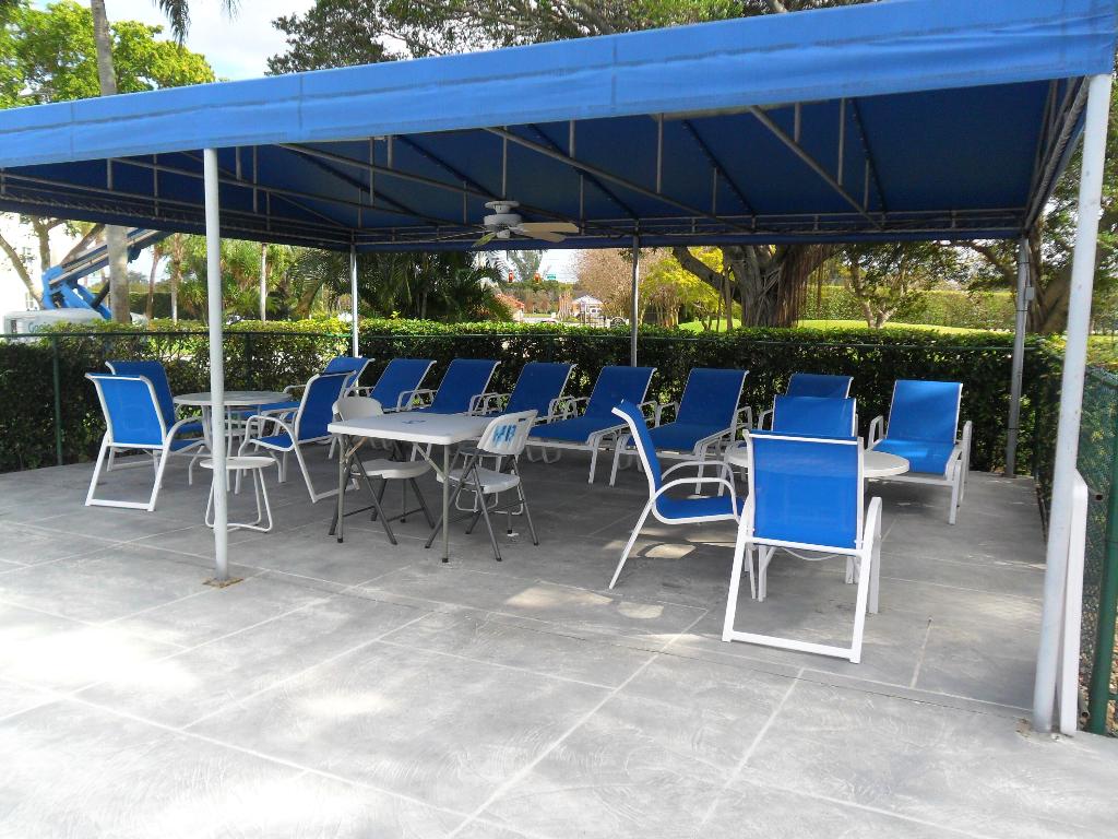 HOLLYBROOK GOLF AND - Residential