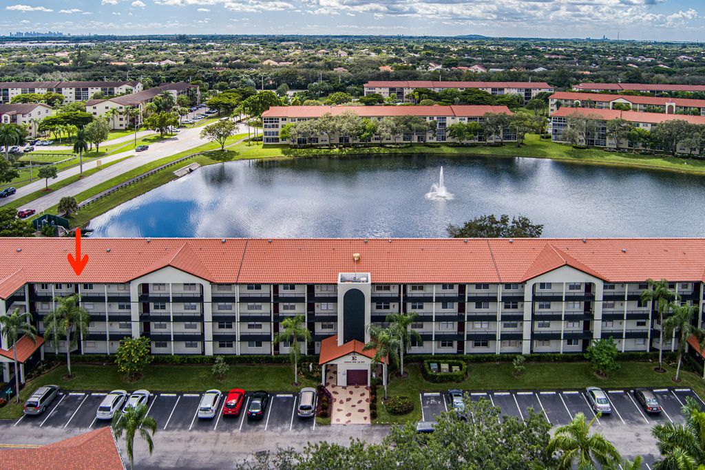 Photo of 12900 SW 13th Street #403E, Pembroke Pines, FL 33027 (MLS # B26052621)