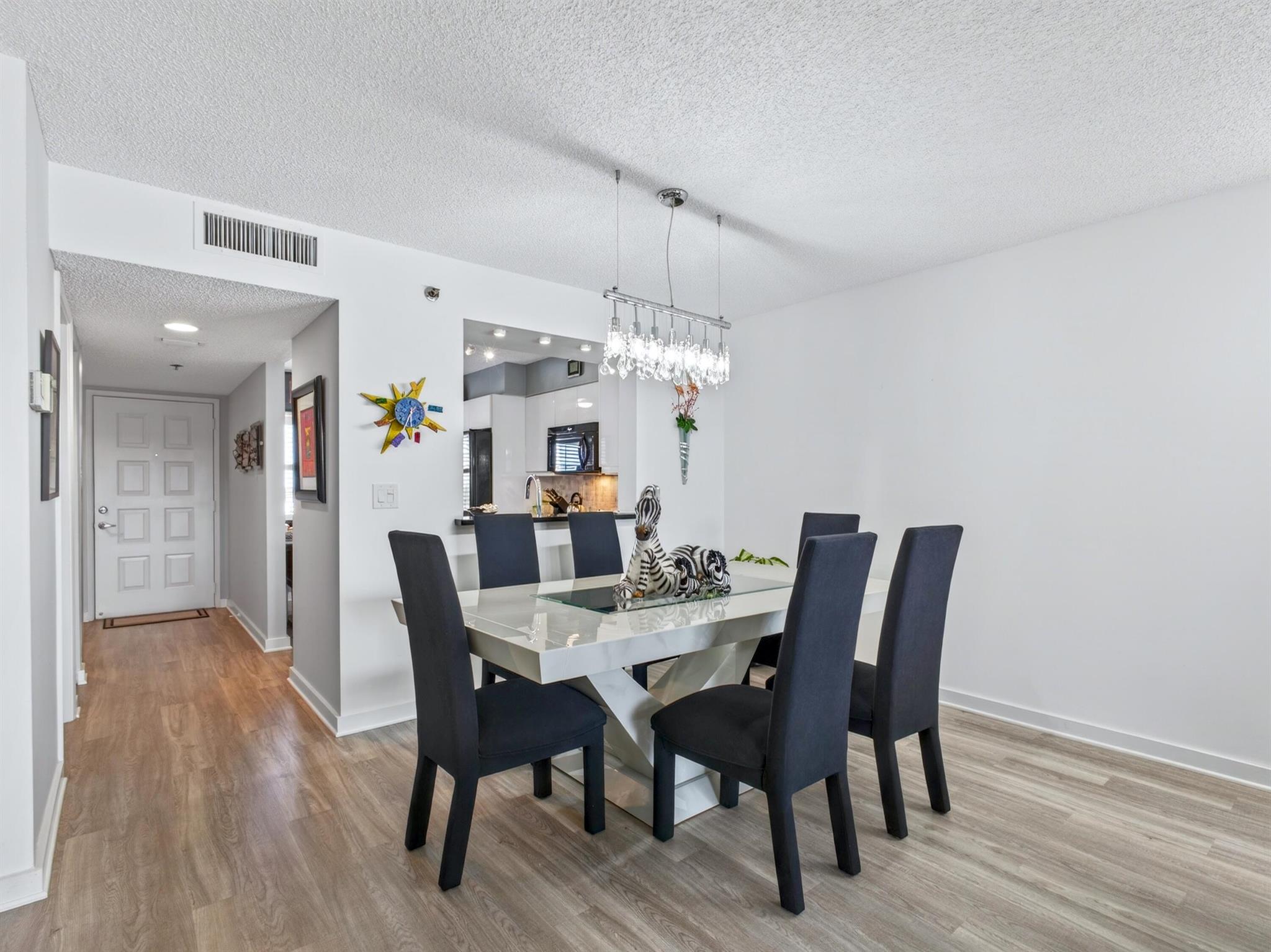 HUNTINGTON LAKES SECTION - Residential