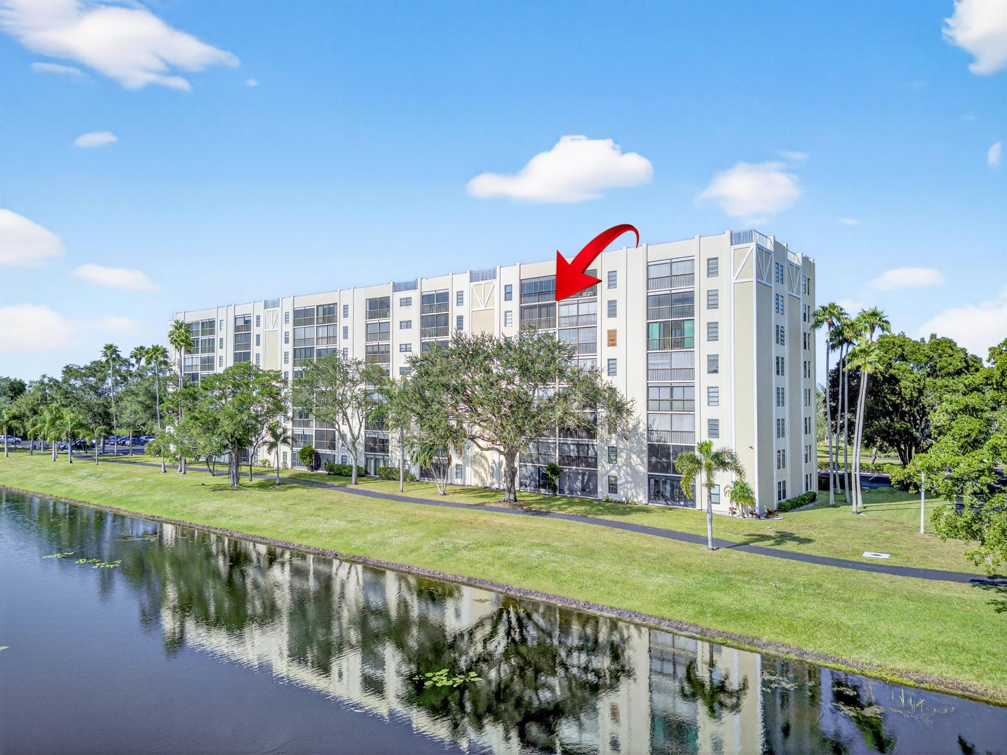 HUNTINGTON LAKES SECTION - Residential