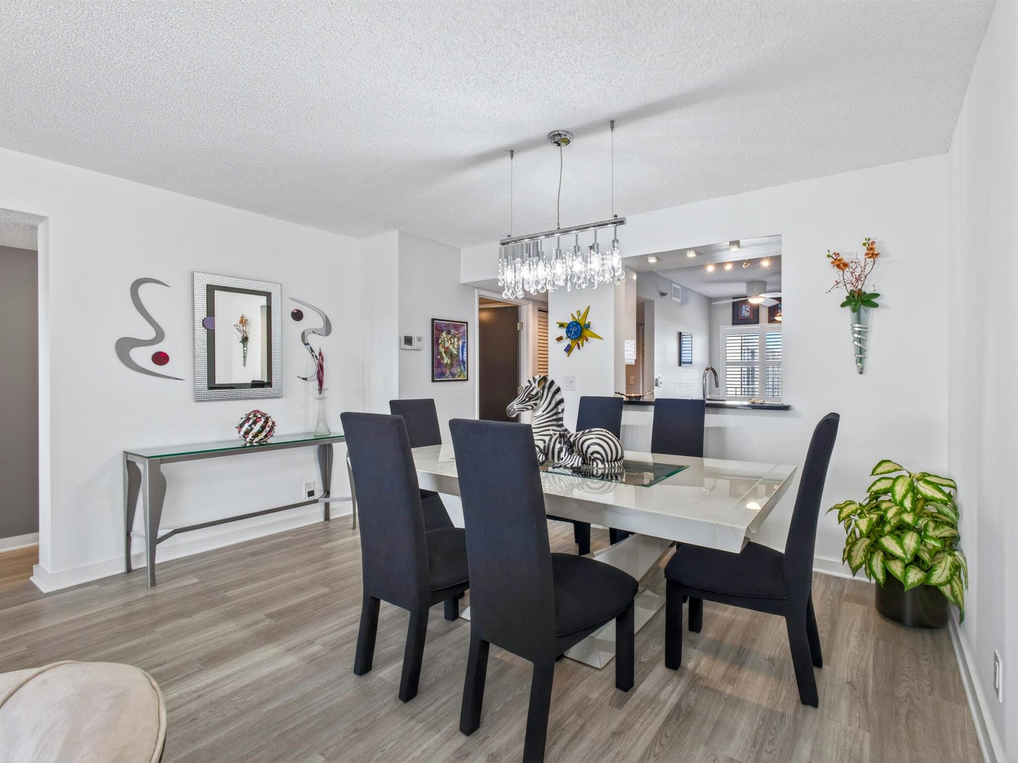 View photos, virtual tours, details... 7290 Kinghurst Drive 703