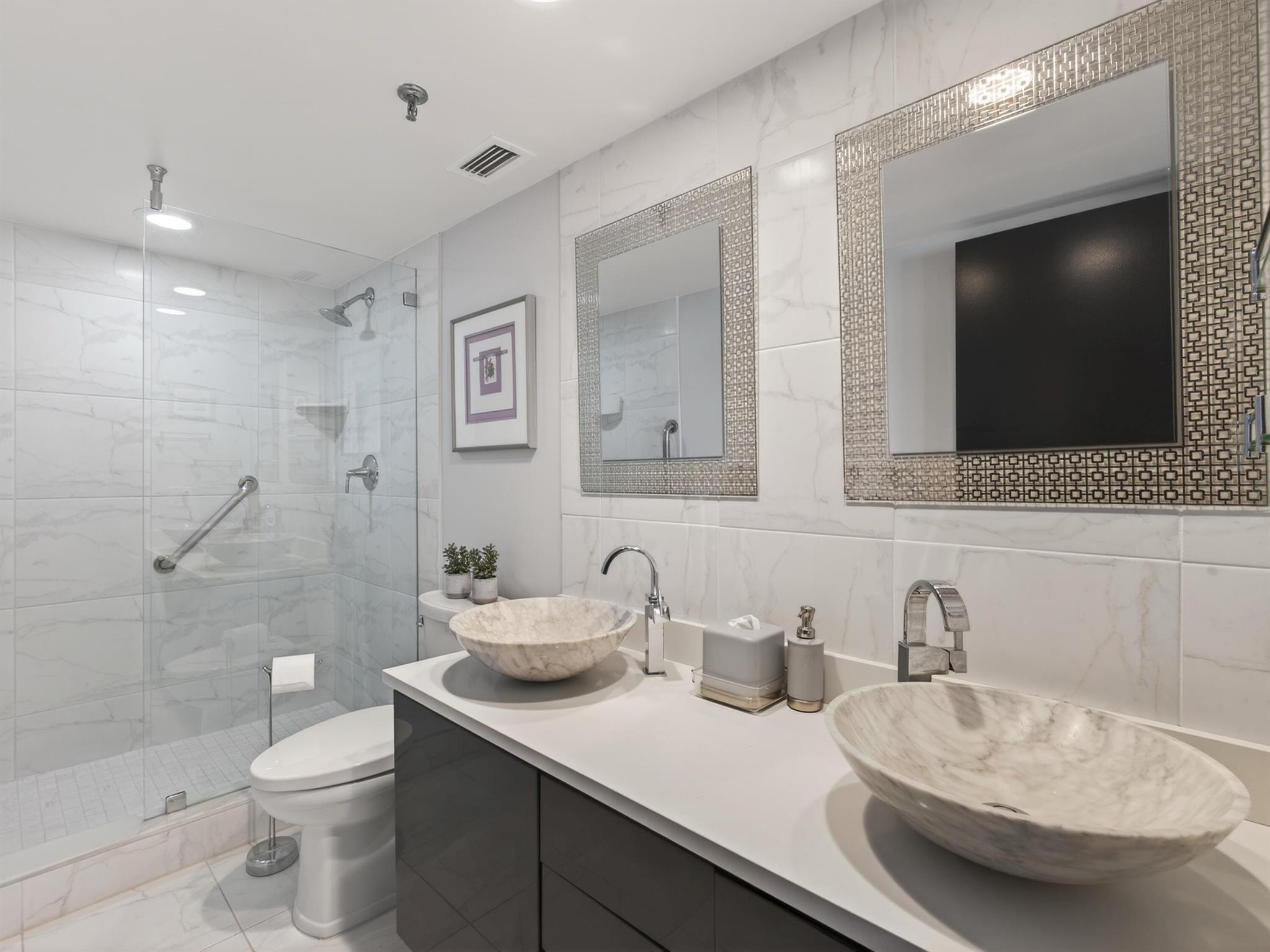 HUNTINGTON LAKES SECTION - Residential